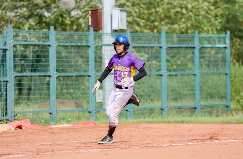 全國社區棒球賽》 桃氣小子A開局灌進7分、12比3擊敗親子勇士　前進到晉級賽