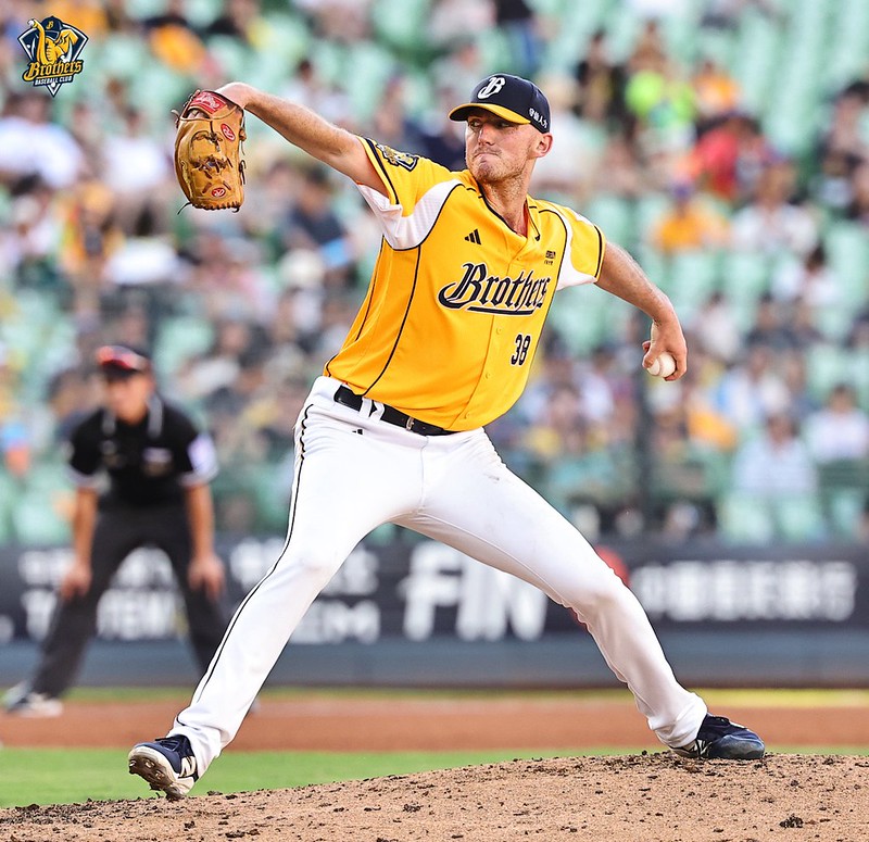 中職》中信兄弟李博登5局挨2轟掉6分　味全龍下半季暫居首位