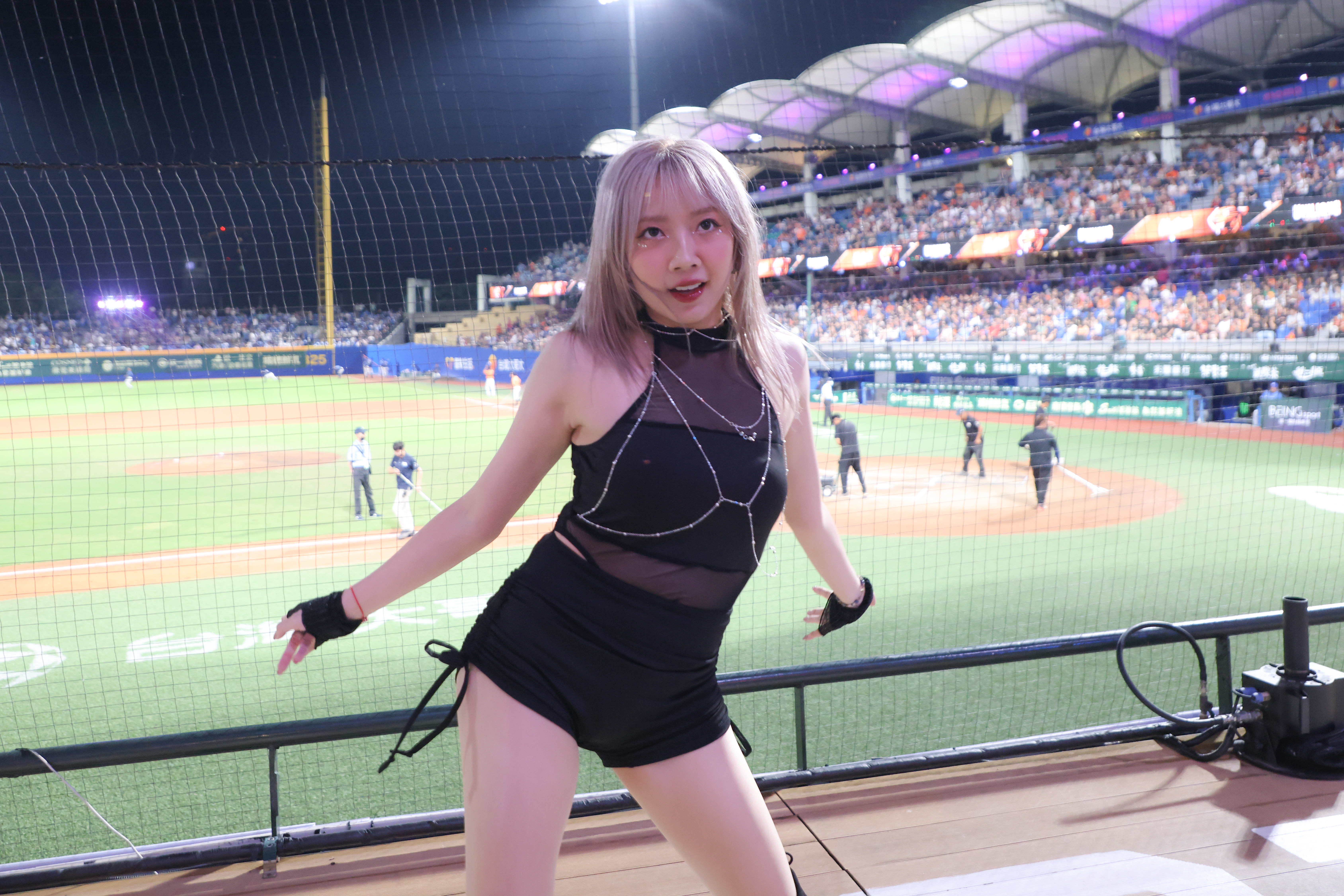 統一獅》Yuki、包子新莊球場星光女孩秀驚豔全場　有來別人家作客的感覺