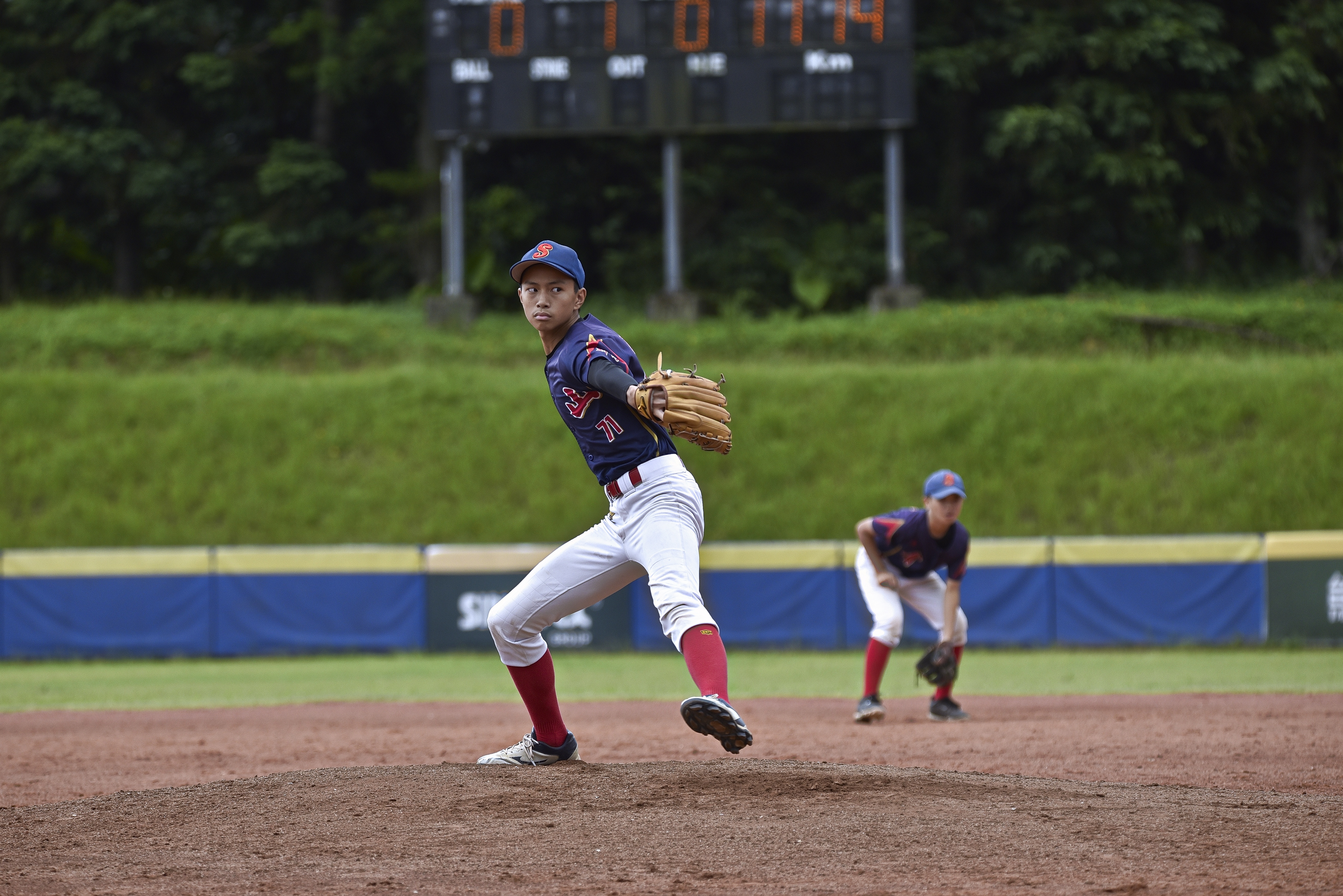 全國社區棒球賽》王牌滑球化解無人出局滿壘！側投郭為序目標考上竹中　青山虎分組第一挺進全國賽