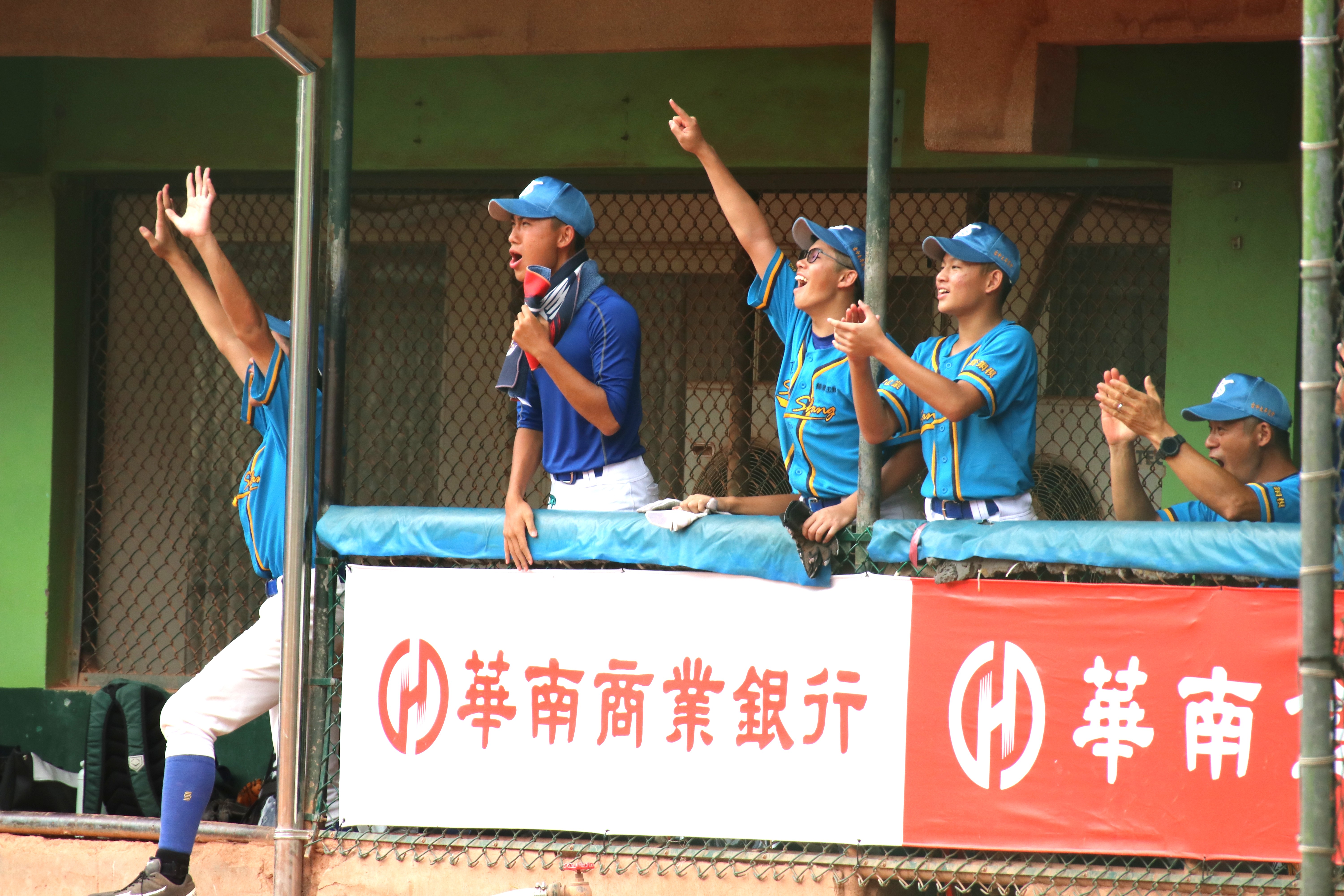 全國社區棒球賽》選手相撞傷退！　向上U15收下二連勝晉級全國賽