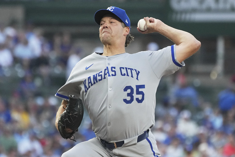 MLB》才追平14支球隊出賽紀錄　45歲Hill被皇家指定讓渡