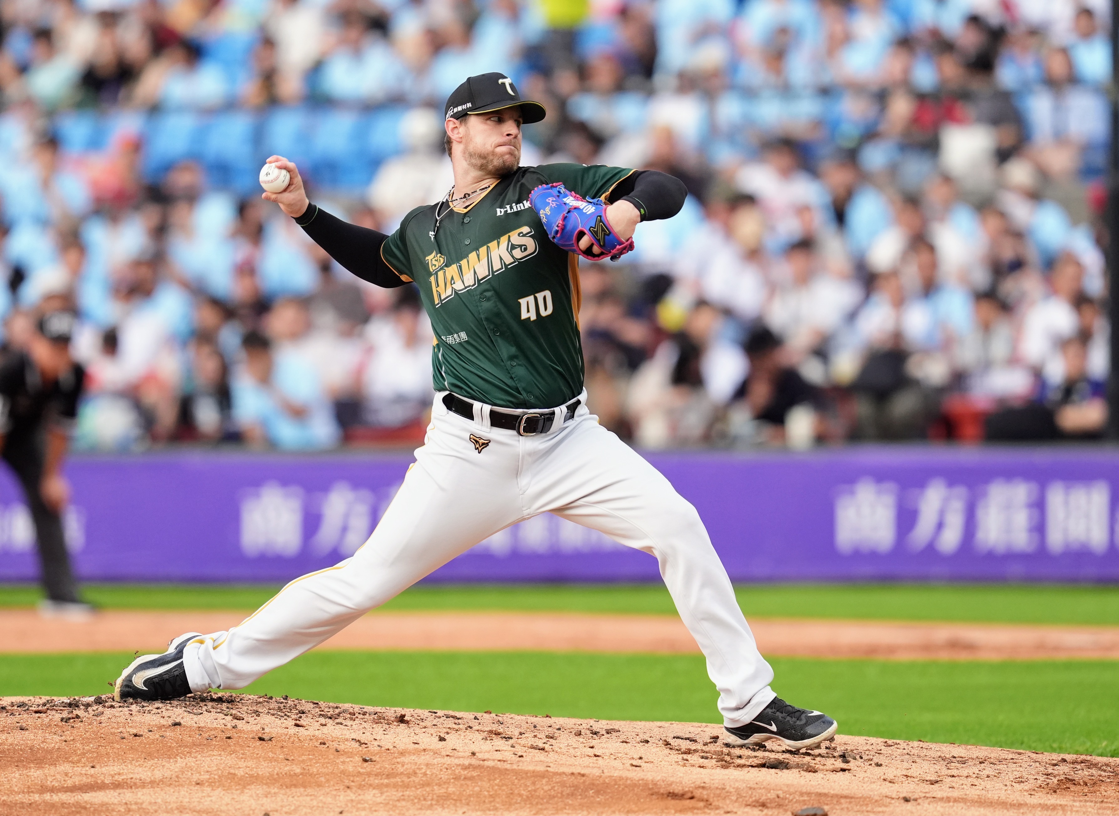 台鋼雄鷹》後勁跨季19連勝很厲害！　洪總賽後大讚：他看不出來會累
