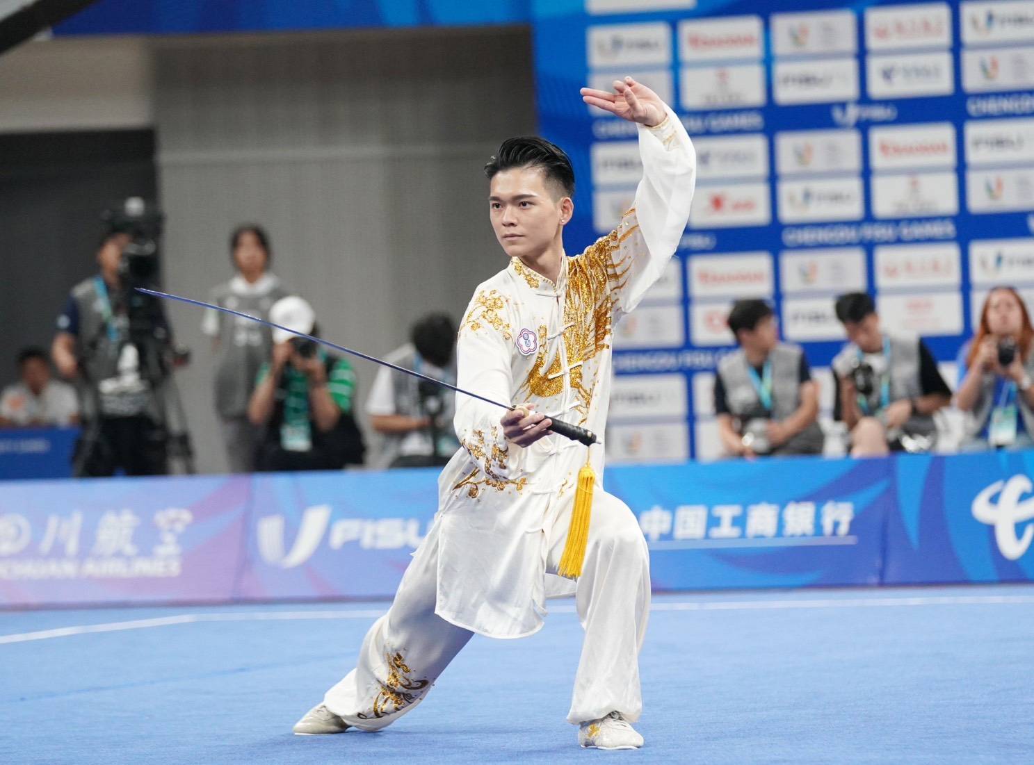 成都世運會》選手陸續抵達備戰　蹼泳黃渼茜、武術孫家閎任掌旗官