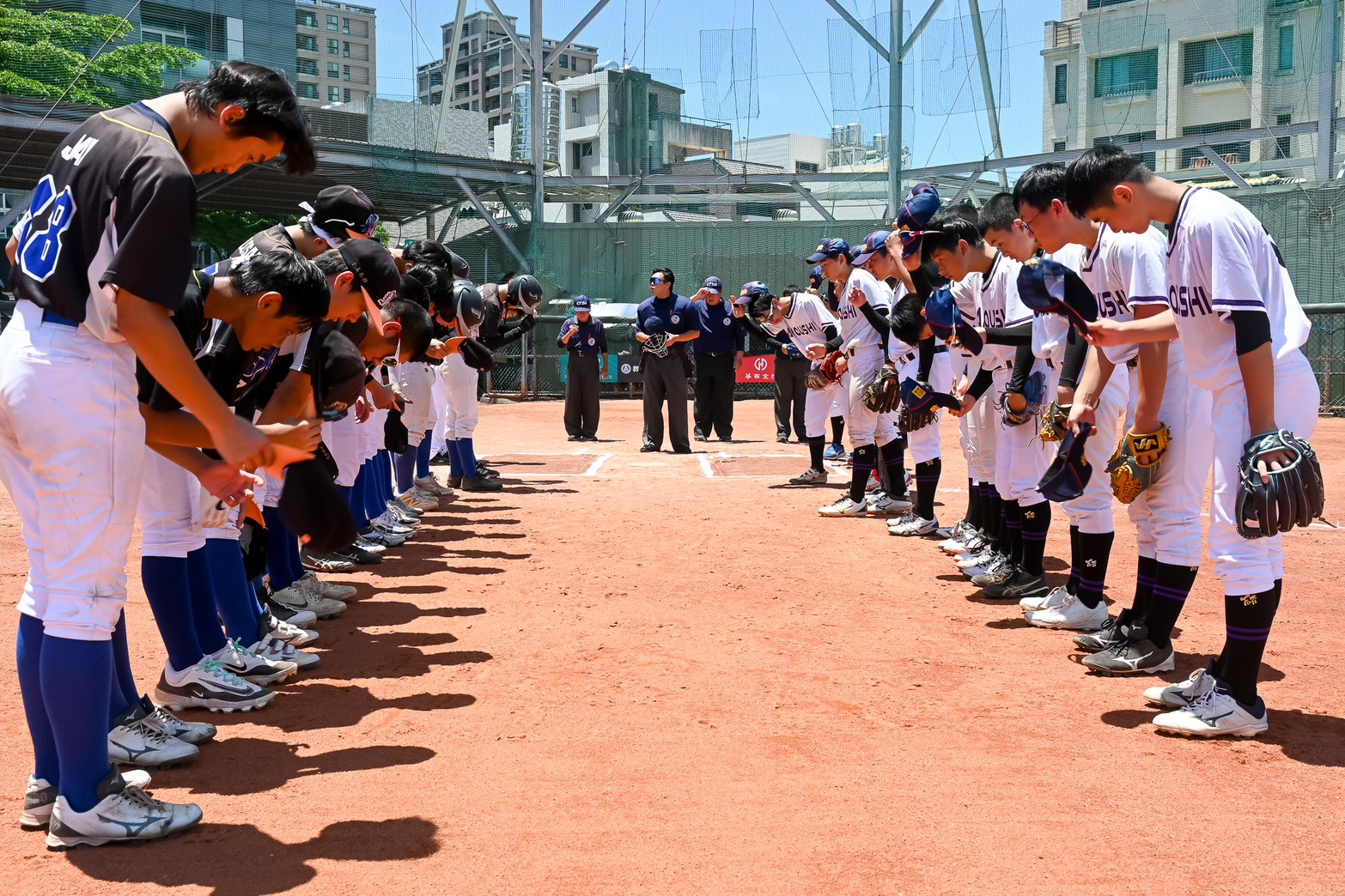 全國社區棒球賽》再見投手犯規！兩隊一起開劇場　WHB魔法師一分險勝