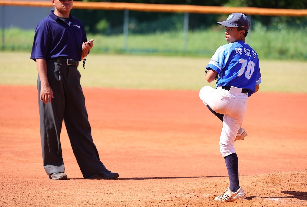 全國社區棒球賽》果斷換投！3任投手聯手完封　三峽陸戰3:0擊敗WHB挺進複賽