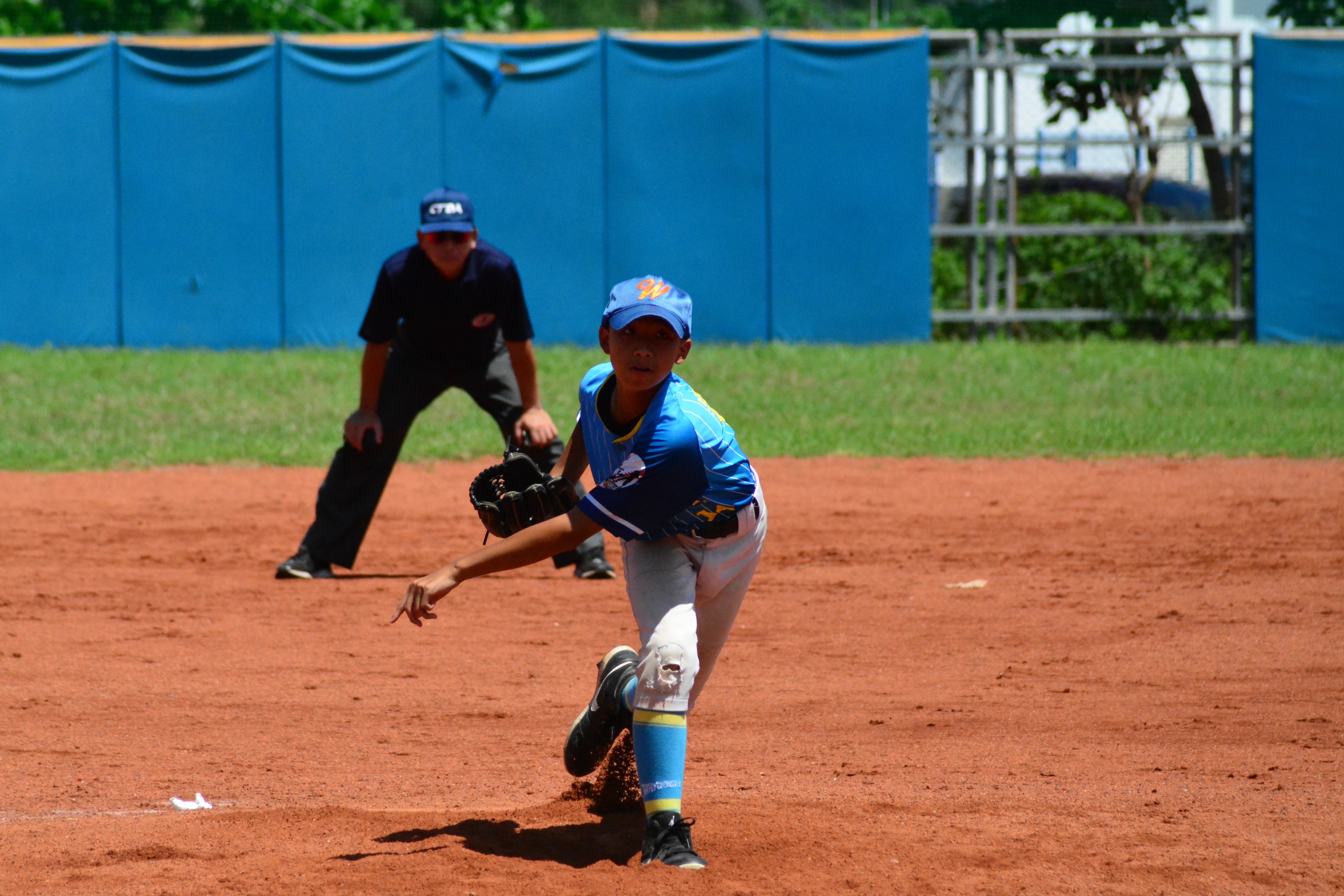 全國社區棒球賽》親子勇士藍首局攻4分逆轉　4比1擊敗新竹竹風少年晉級U15四強