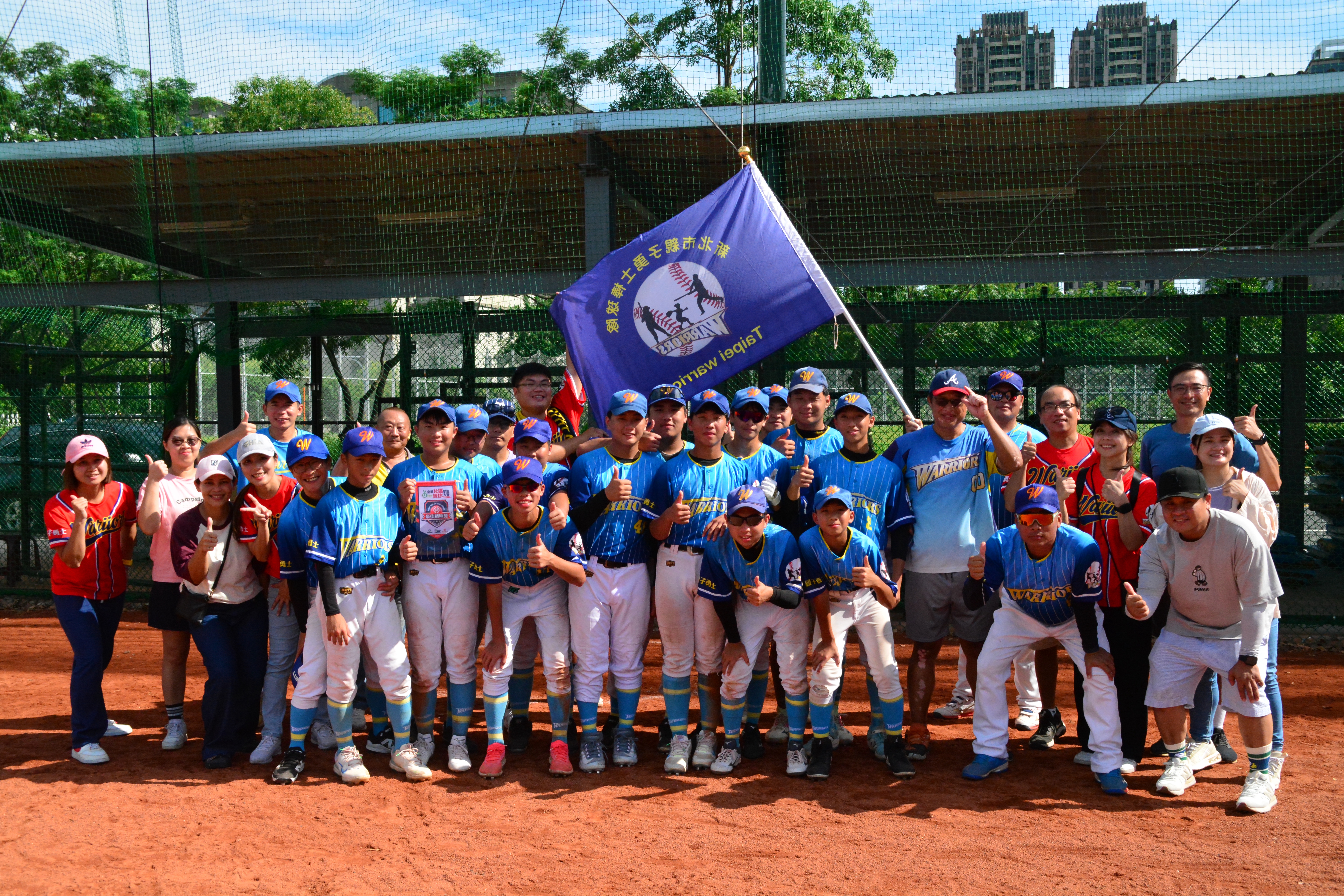 全國社區棒球賽》親子勇士藍展現打線火力　7比1奪勝晉級U15冠軍賽