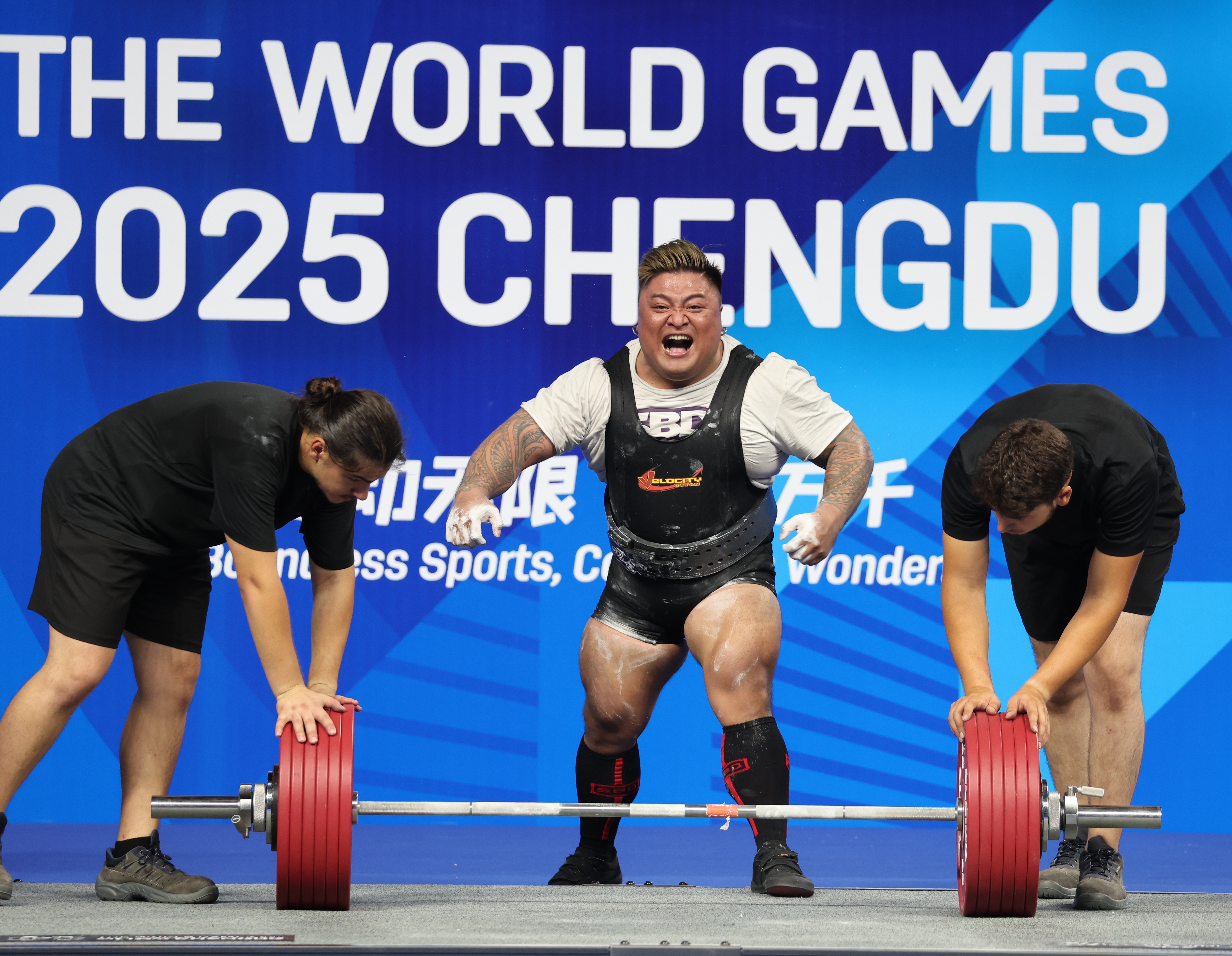 成都世運》蹲舉破世界紀錄　楊森奪男子健力裝備超重量級金牌