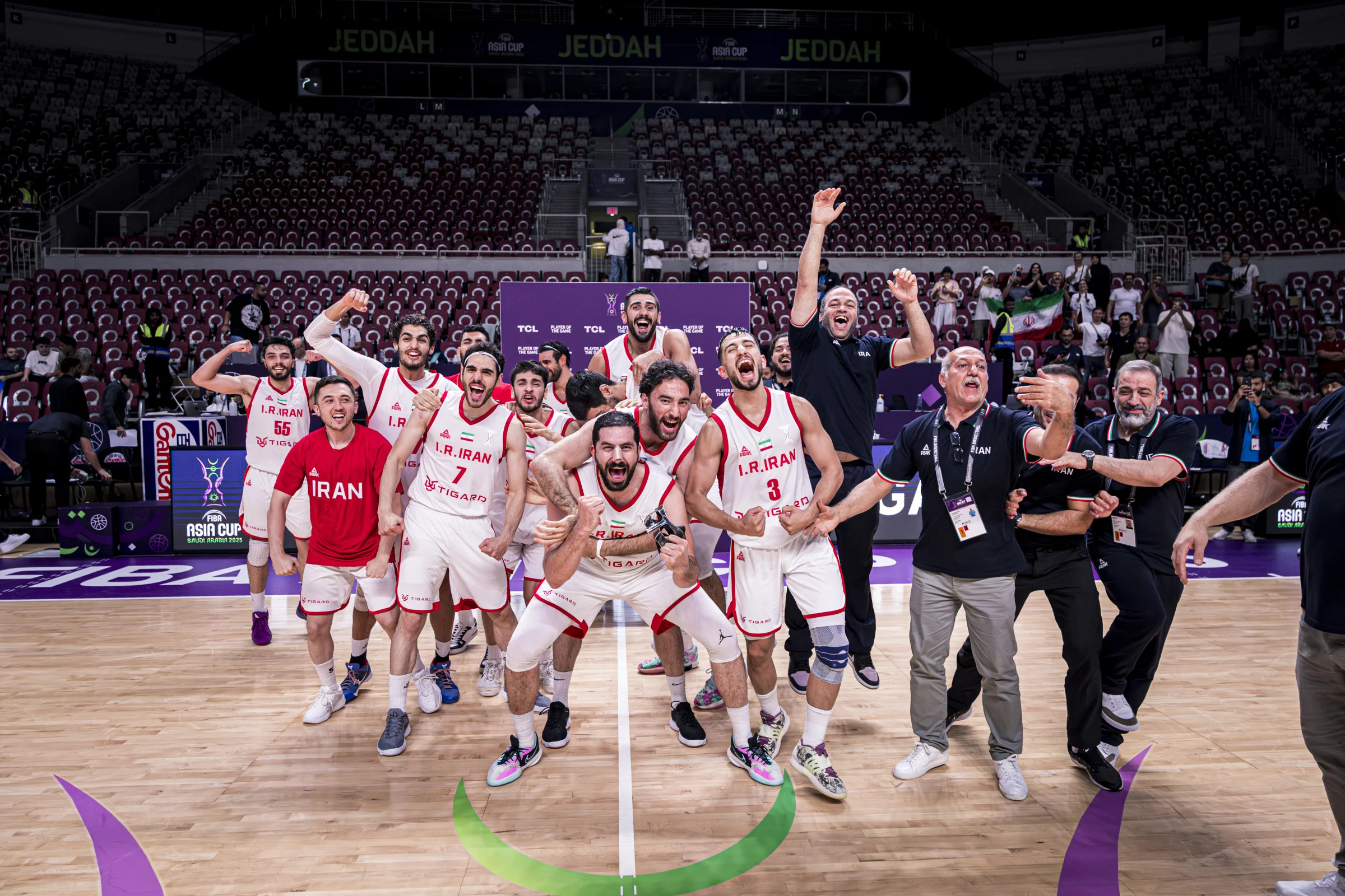 亞洲盃男籃》Arsalan Kazemi貢獻16分15籃板　伊朗險勝紐西蘭獲得銅牌