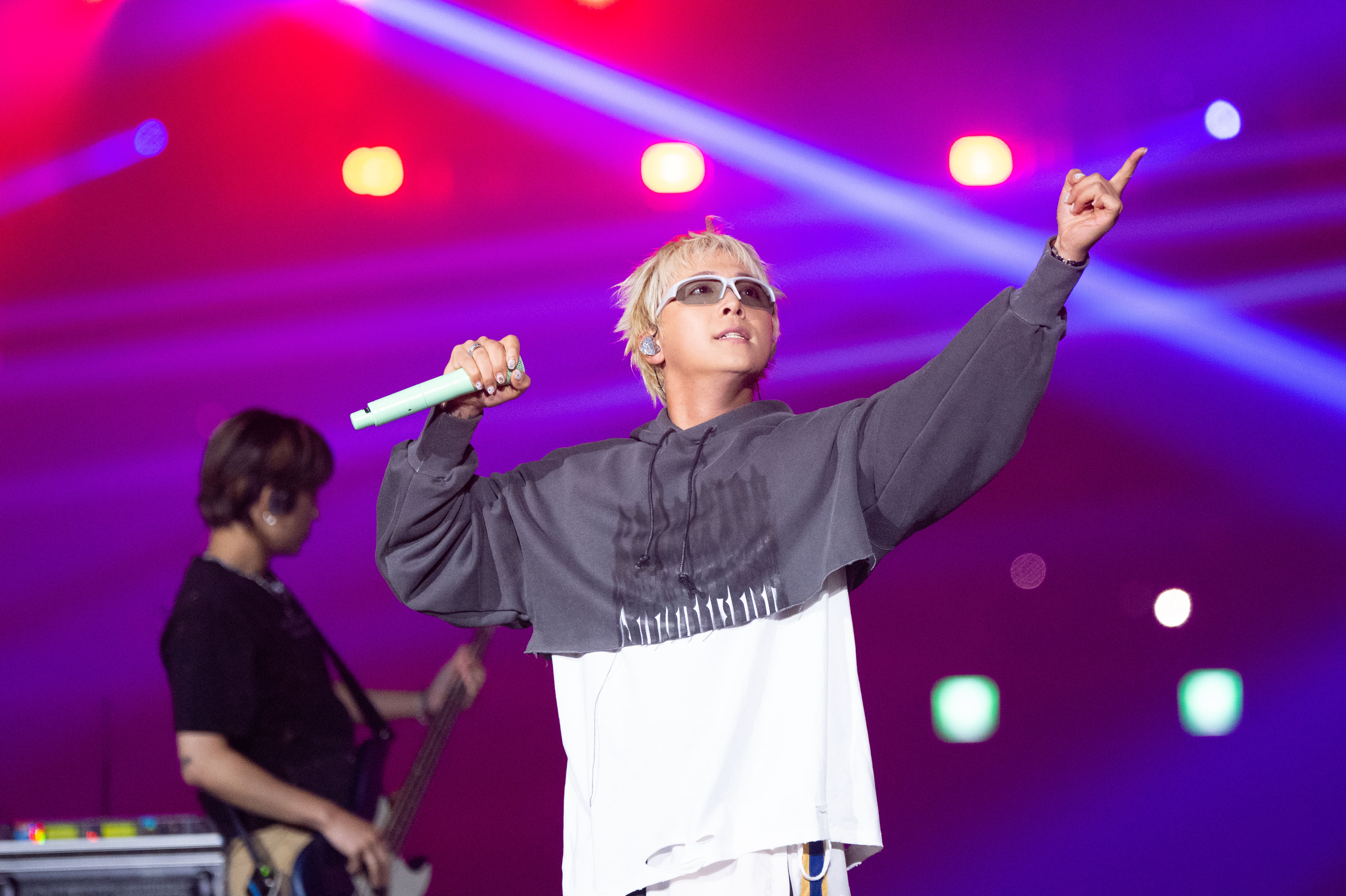 富邦悍將》FTISLAND演唱《疾風街道》受歡迎！　加碼「去南部弄假牙」神曲好熱鬧