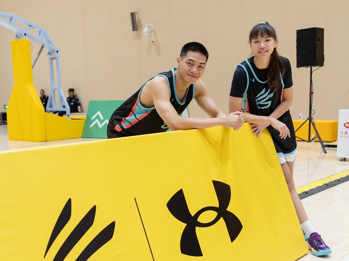 籃球》Stephen Curry亞洲行　臺藝大王威翔、中華電信張家瑄受到指導