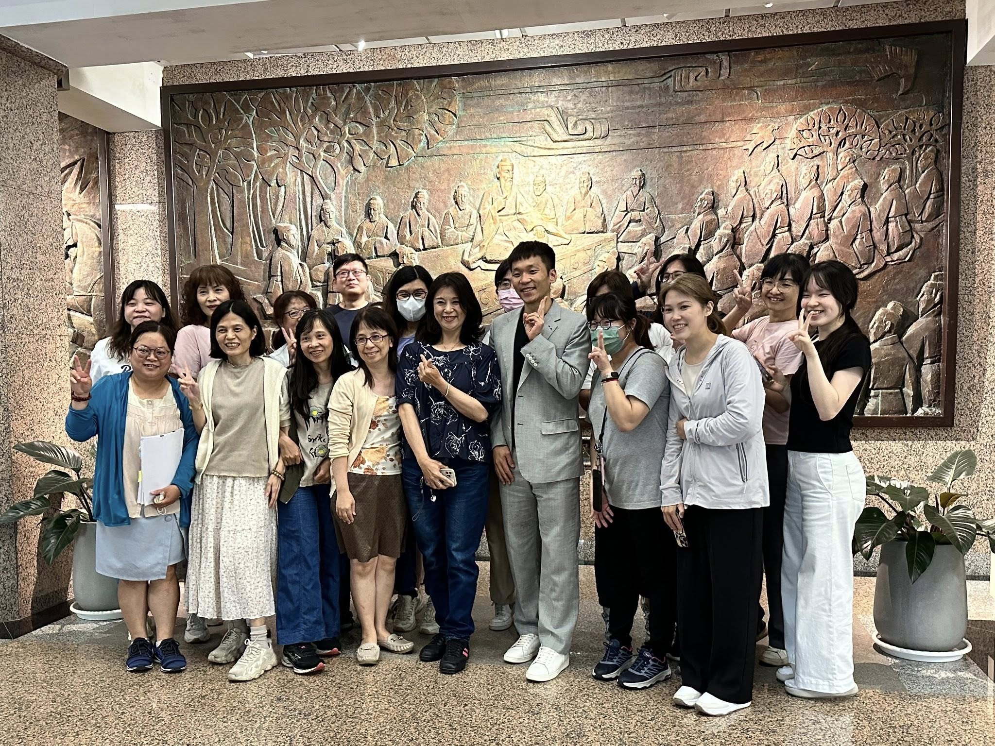 運動部掛牌》準部長李洋拜會教育部　驚喜「小型見面會」