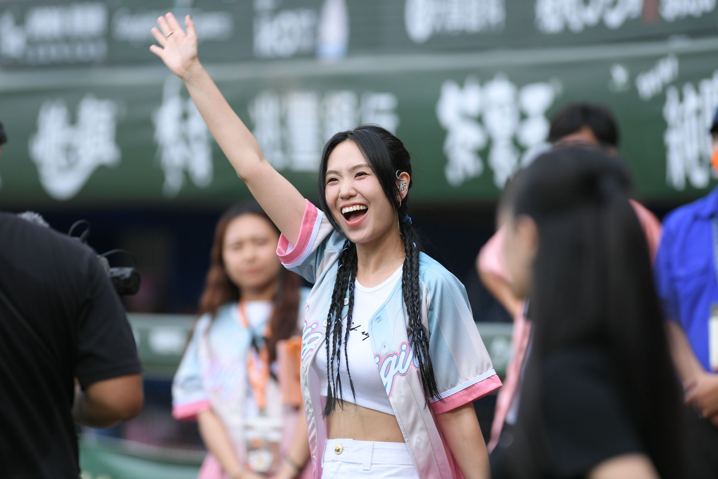 統一獅》孫盛希開球大秀唱功！　坦言自己會去打擊練習場「紓壓」