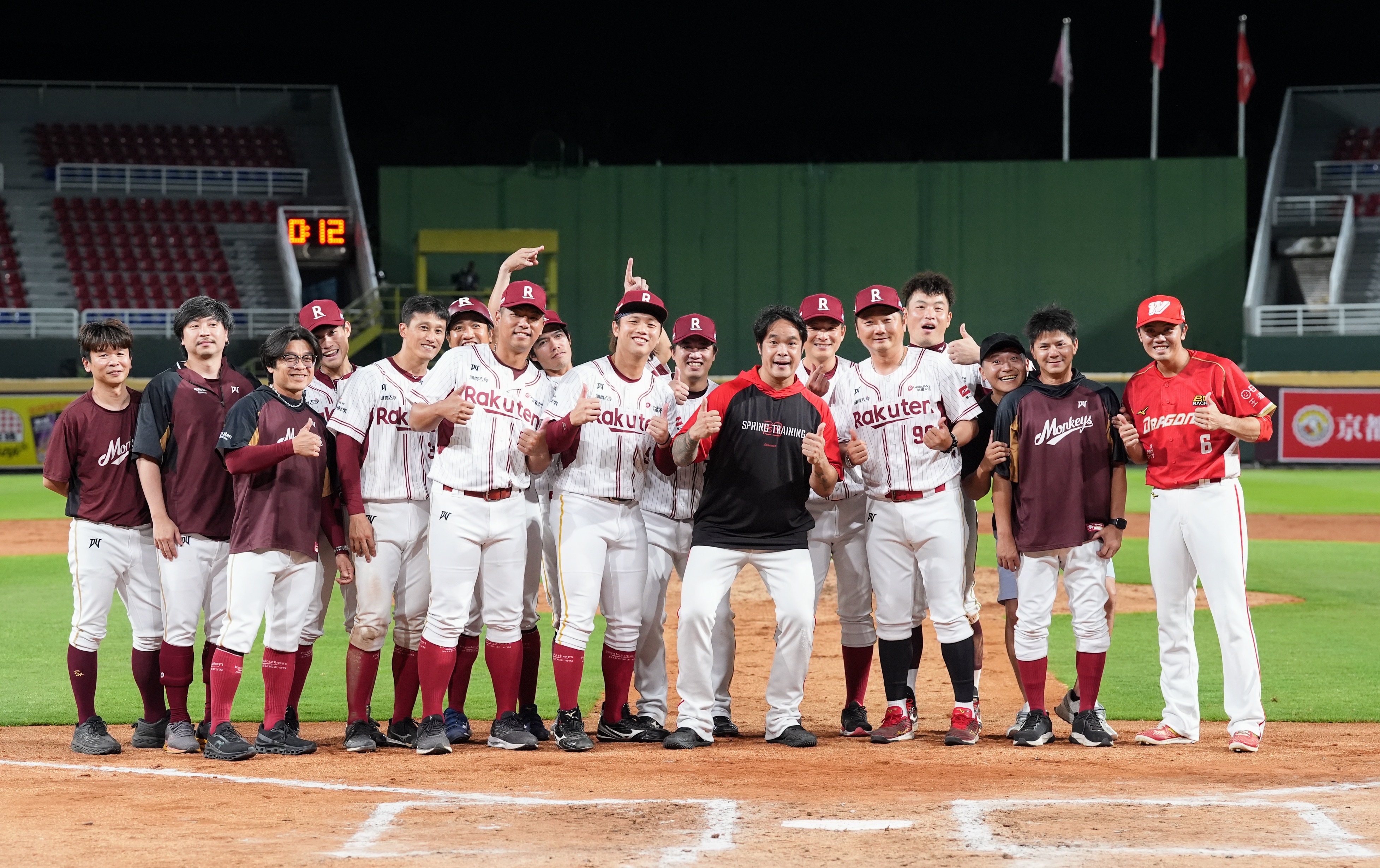 中職》林智勝在桃園球場引退「猿」夢！　林泓育直呼「他是神」