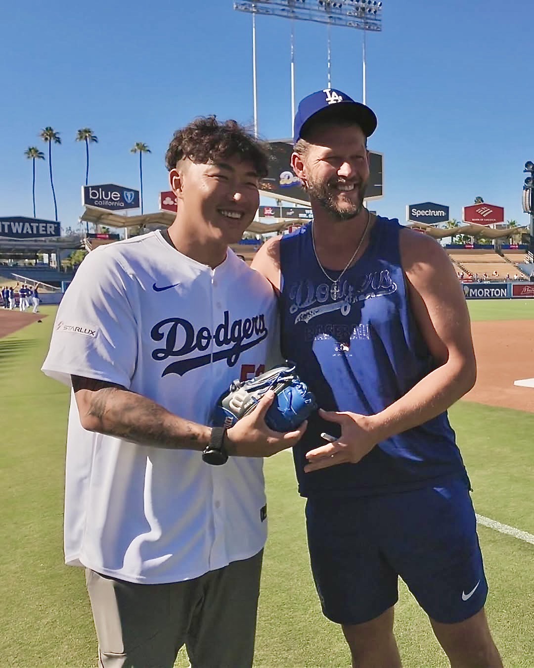 MLB》Kershaw宣布退休！郭泓志親授滑球增加武器　去年開球熱情擁抱　