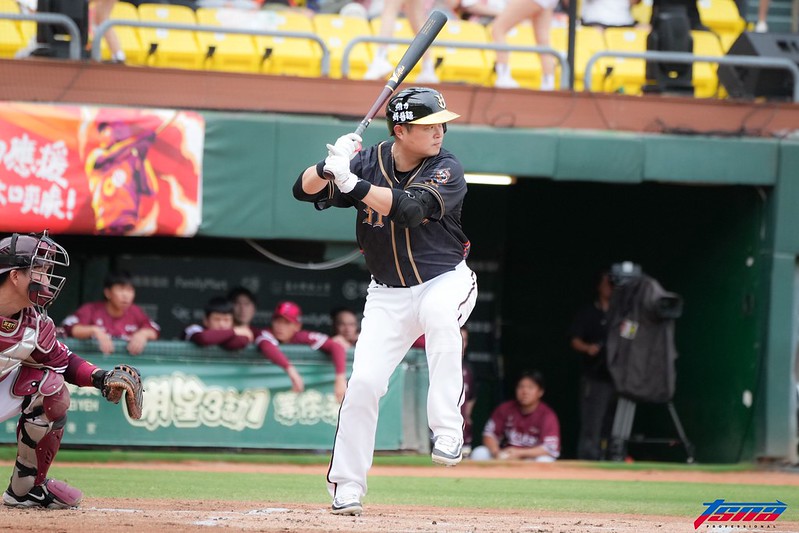 中職》胡金龍1000場出賽第10人　林子豪轟斷李振昌21場無失分紀錄