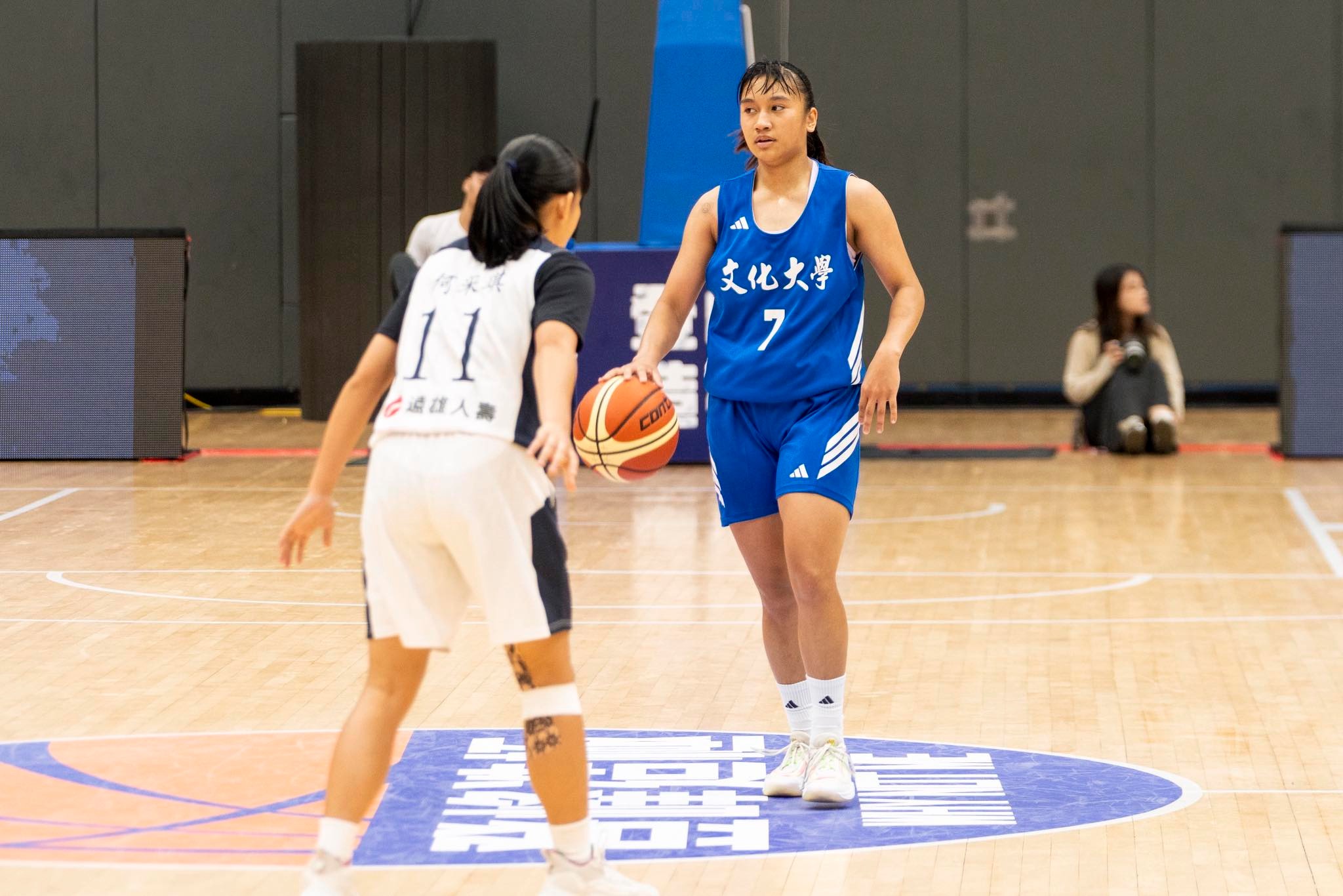 興富發登峰造極青年籃球賽》公益表演賽邱大宗領軍　大專男女冠軍明出爐