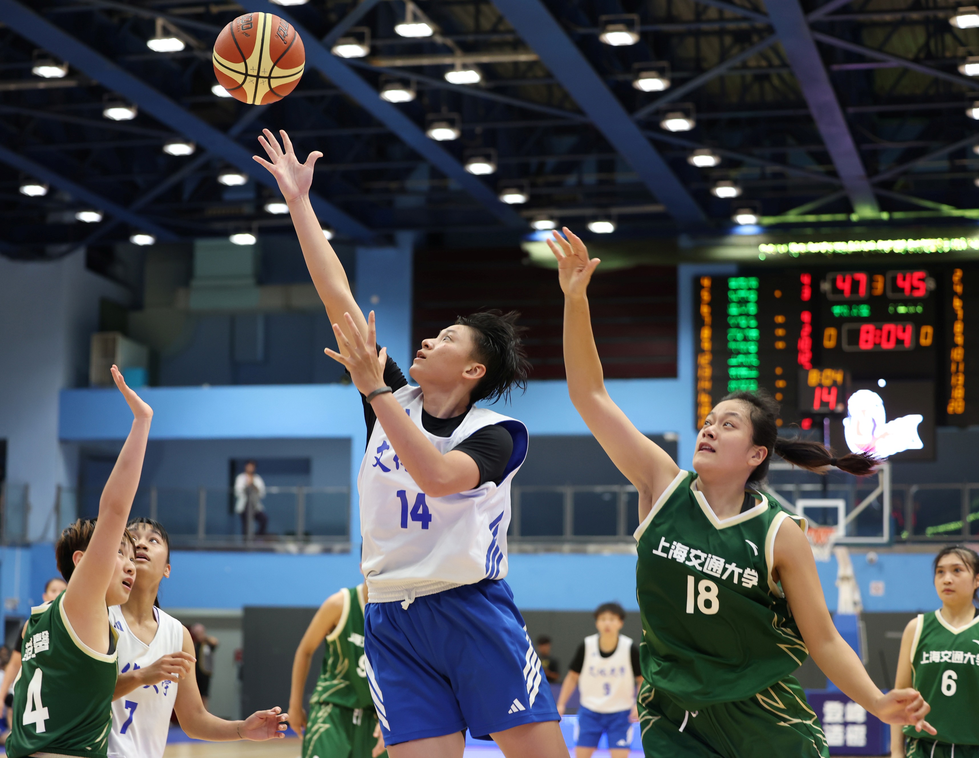 興富發登峰造極青年籃球賽》賽史首次　上海交大大專組封后