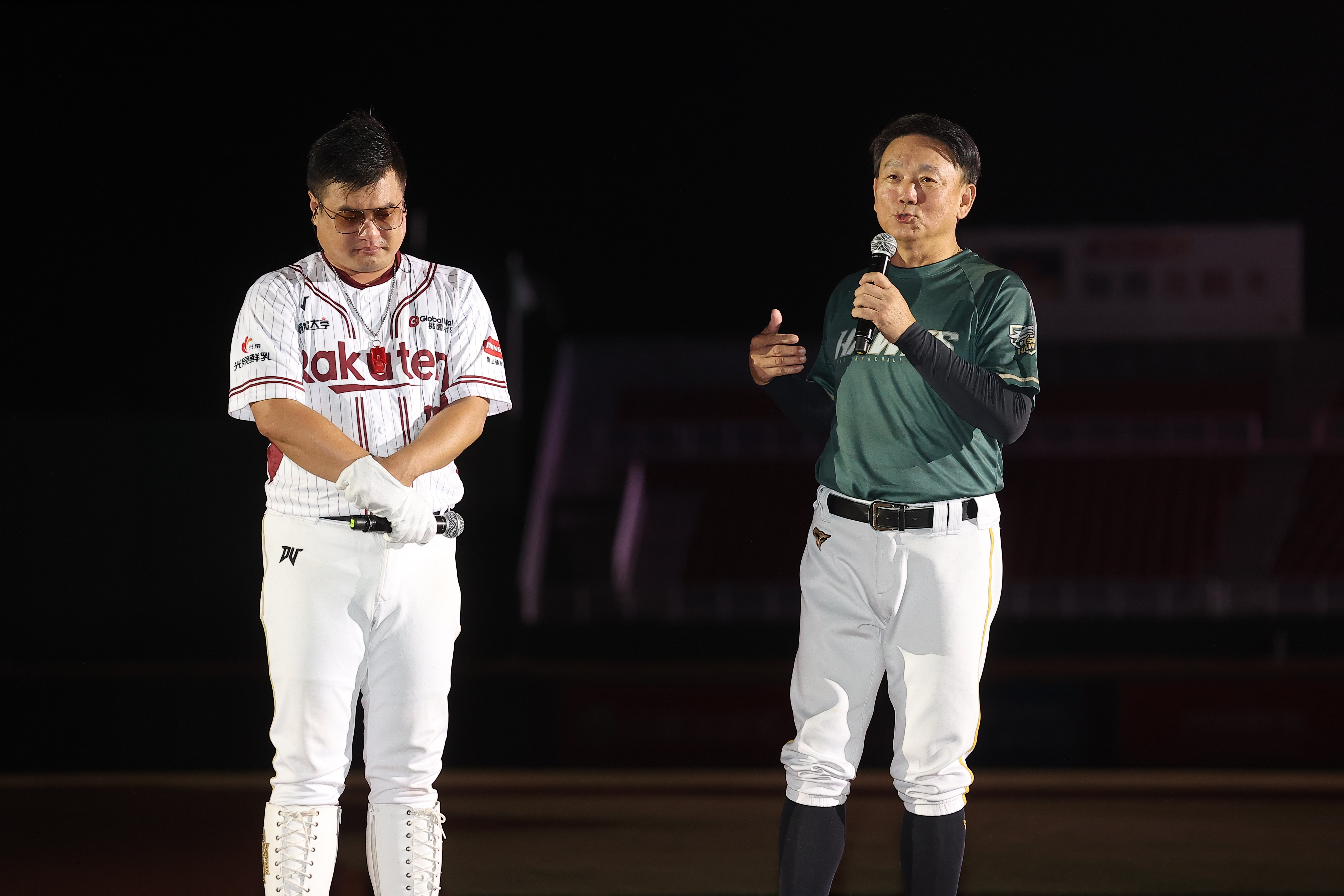 樂天桃猿》首位應援團長有引退儀式　洪總「不請自來」為阿誠加油