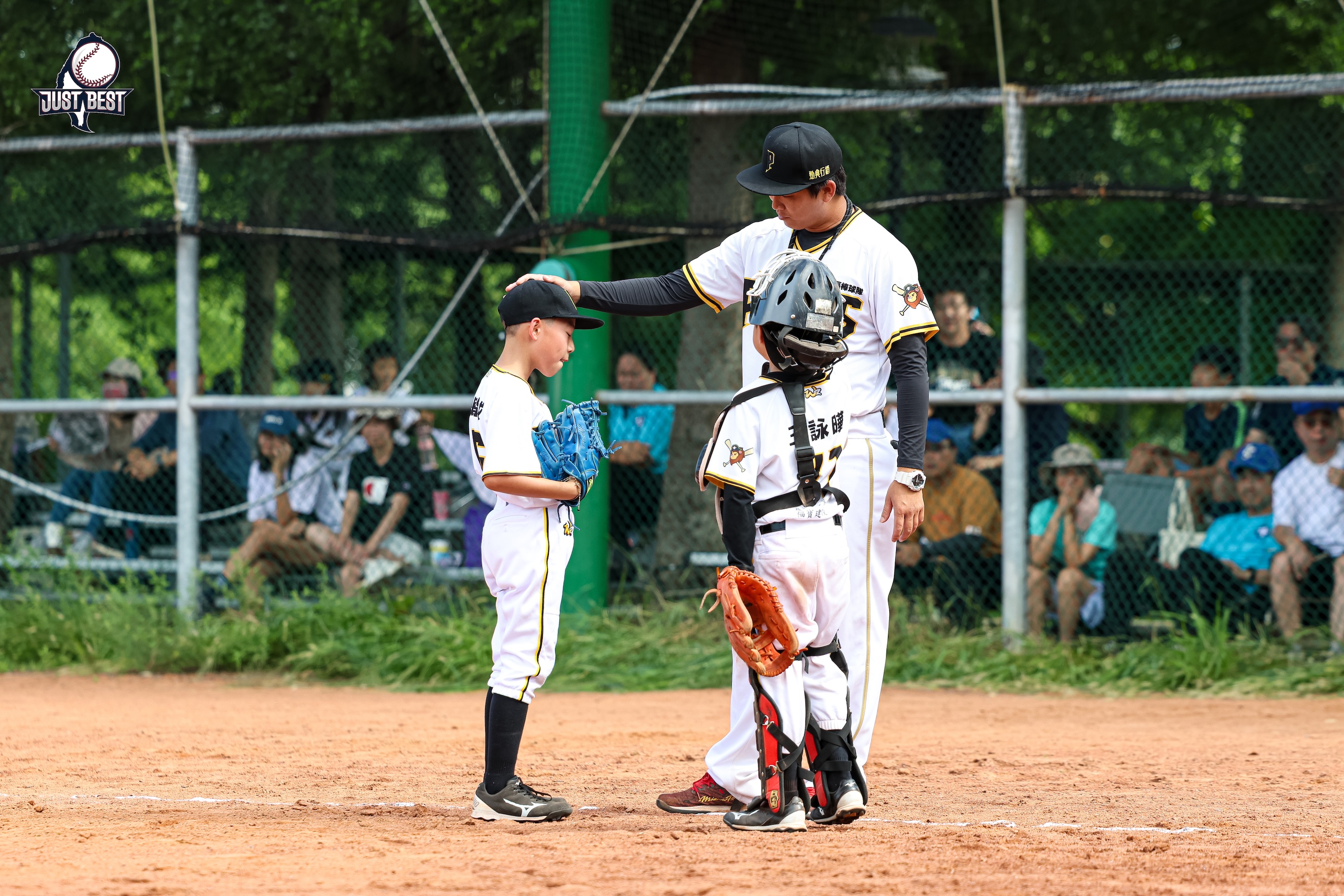 臺中就是棒》台中小海盜(白)驚險奪二連勝 台中道奇擊退東海河馬搶下勝利