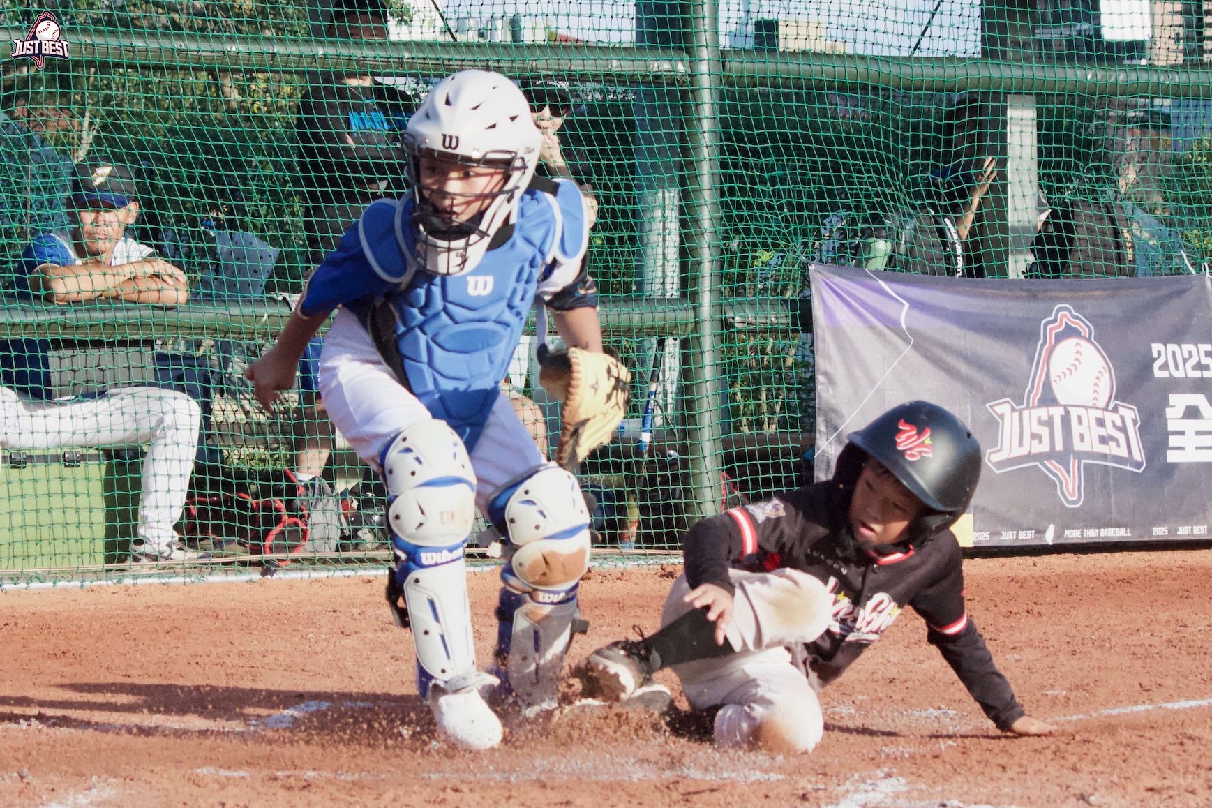 臺北就是棒》文山社區擊退親子勇士止敗 守備不穩遭鬥士家族翻盤