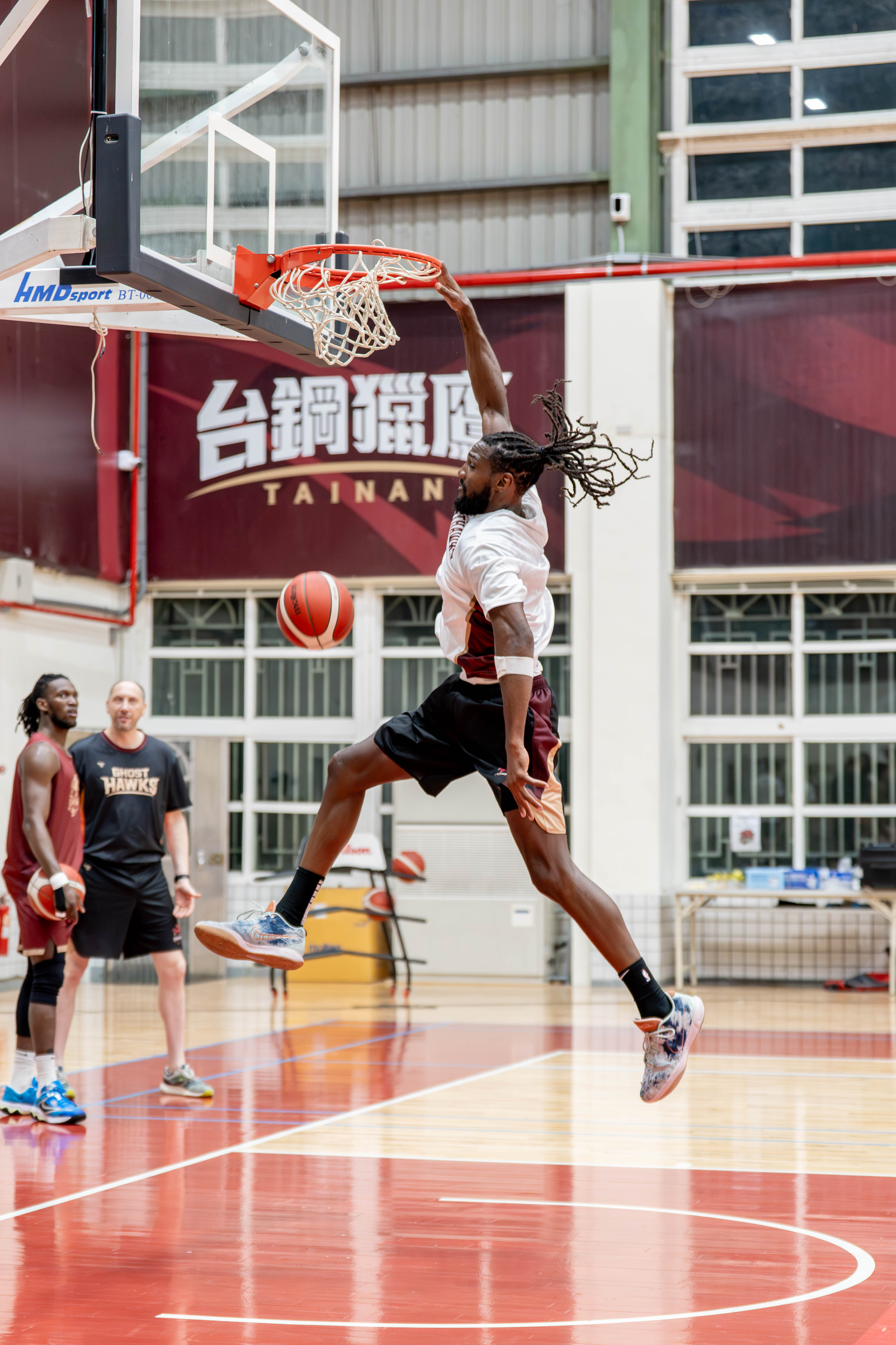 PLG》台鋼獵鷹官宣Kenneth Faried加盟　統一翻譯就是「半獸人」