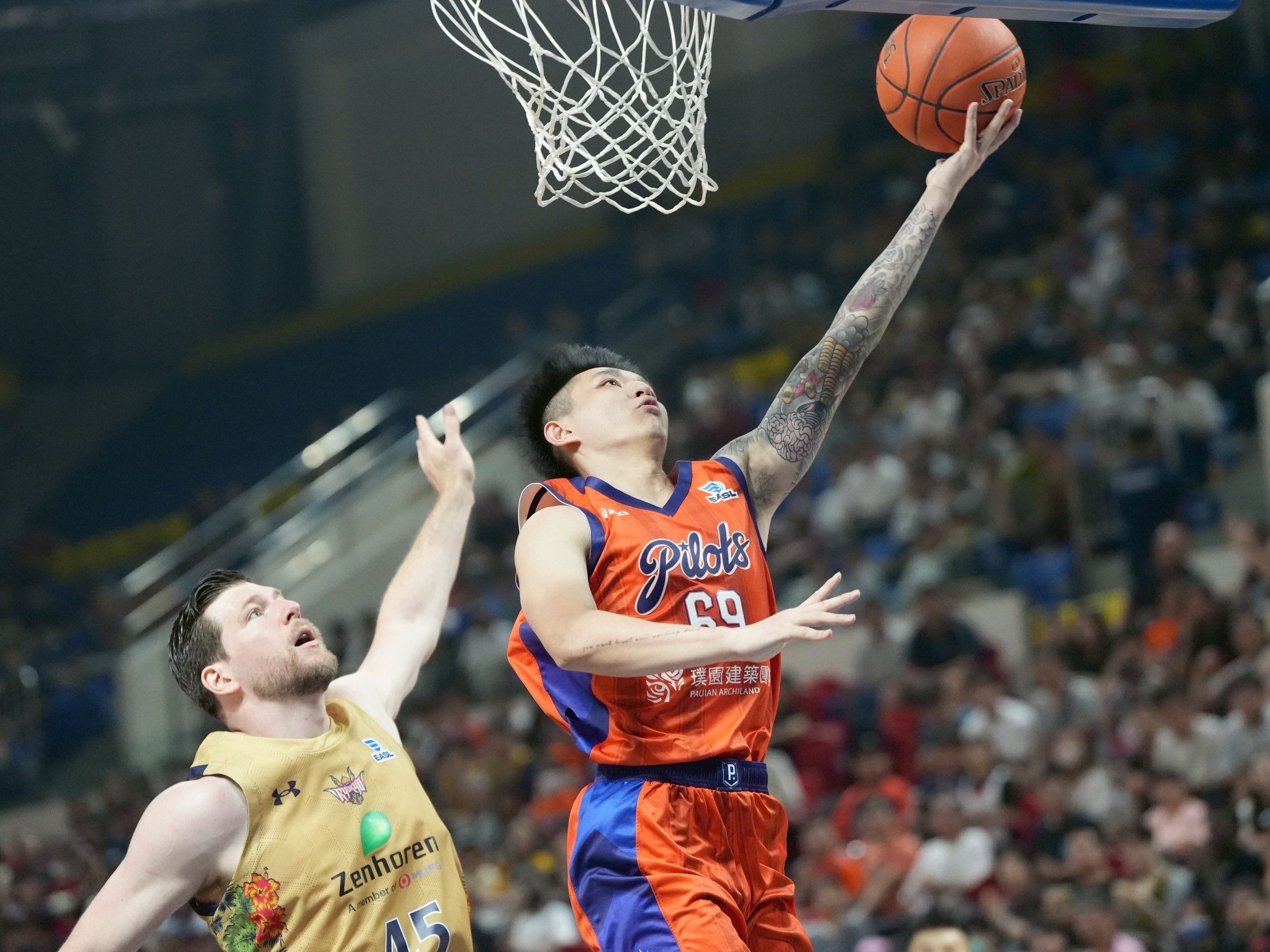 東超》晚間比賽狀態神勇盧峻翔笑「這就是夜王由來」　岸本隆一都說強