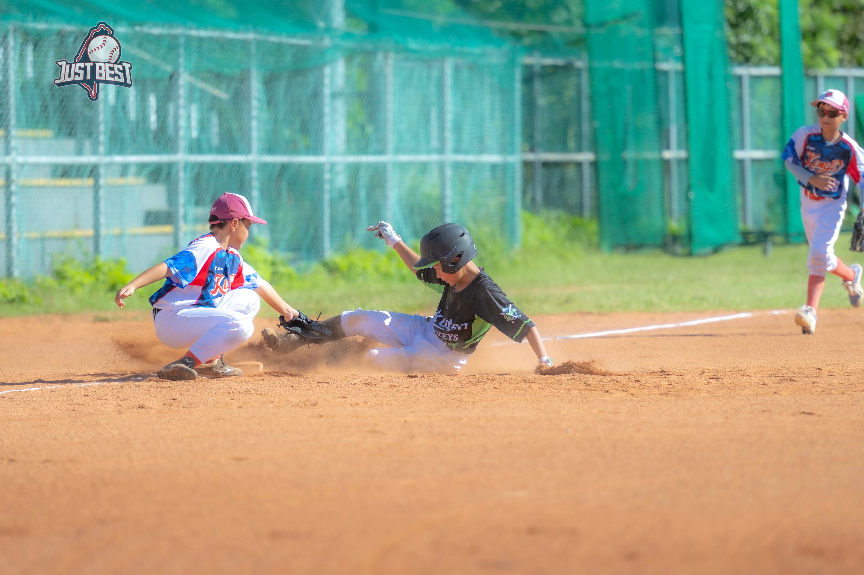 桃園雲豹就是棒》樂天桃猿夢無限單局7分逆轉信義飛燕 乘著氣勢再勝新竹小戰士(白)