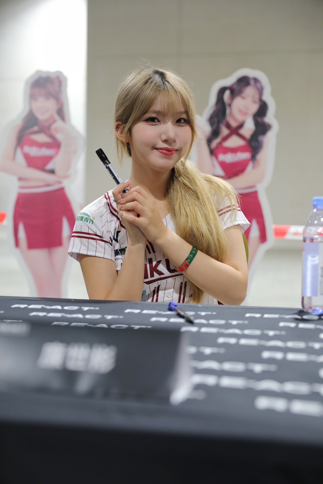 樂天桃猿》樂天女孩澳門卡展秒殺！　廉世彬跨海關心季後挑戰賽