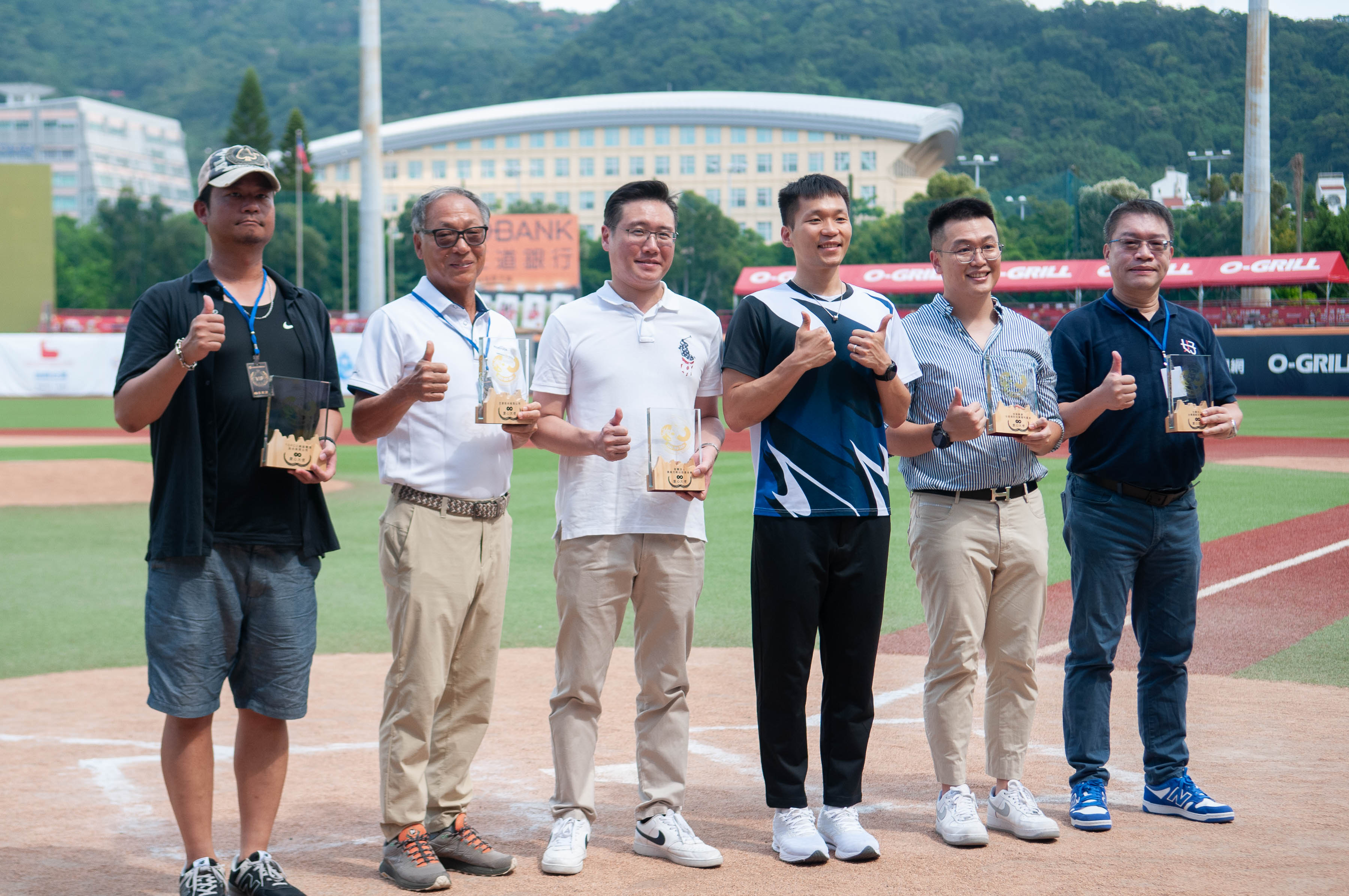 挑戰者盃身障兒童棒球賽》第8屆熱血登場！運動部部長李洋鼓勵選手　東園少棒「帥一下」教練駱政宇出席
