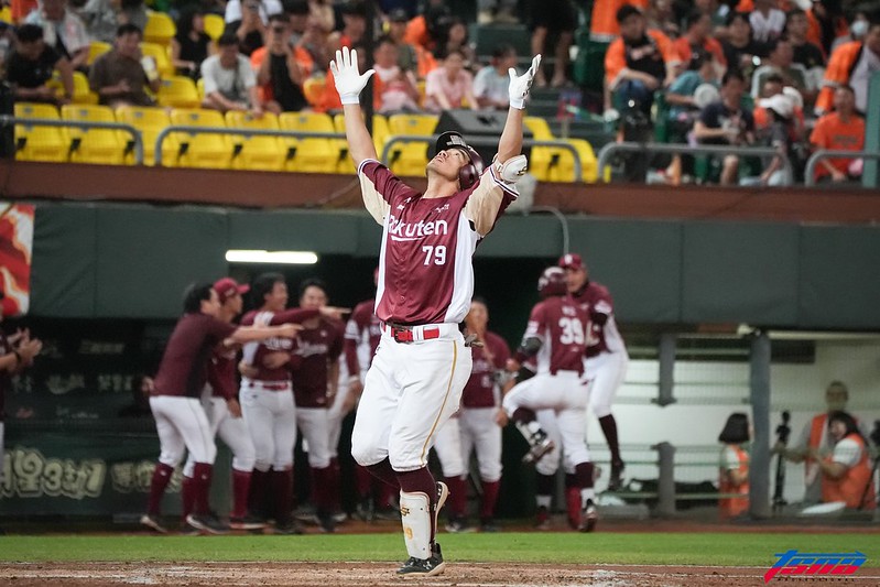 季後賽》林智平9局上不可思議3分追平彈　桃猿最終戰OT逆襲進台灣大賽