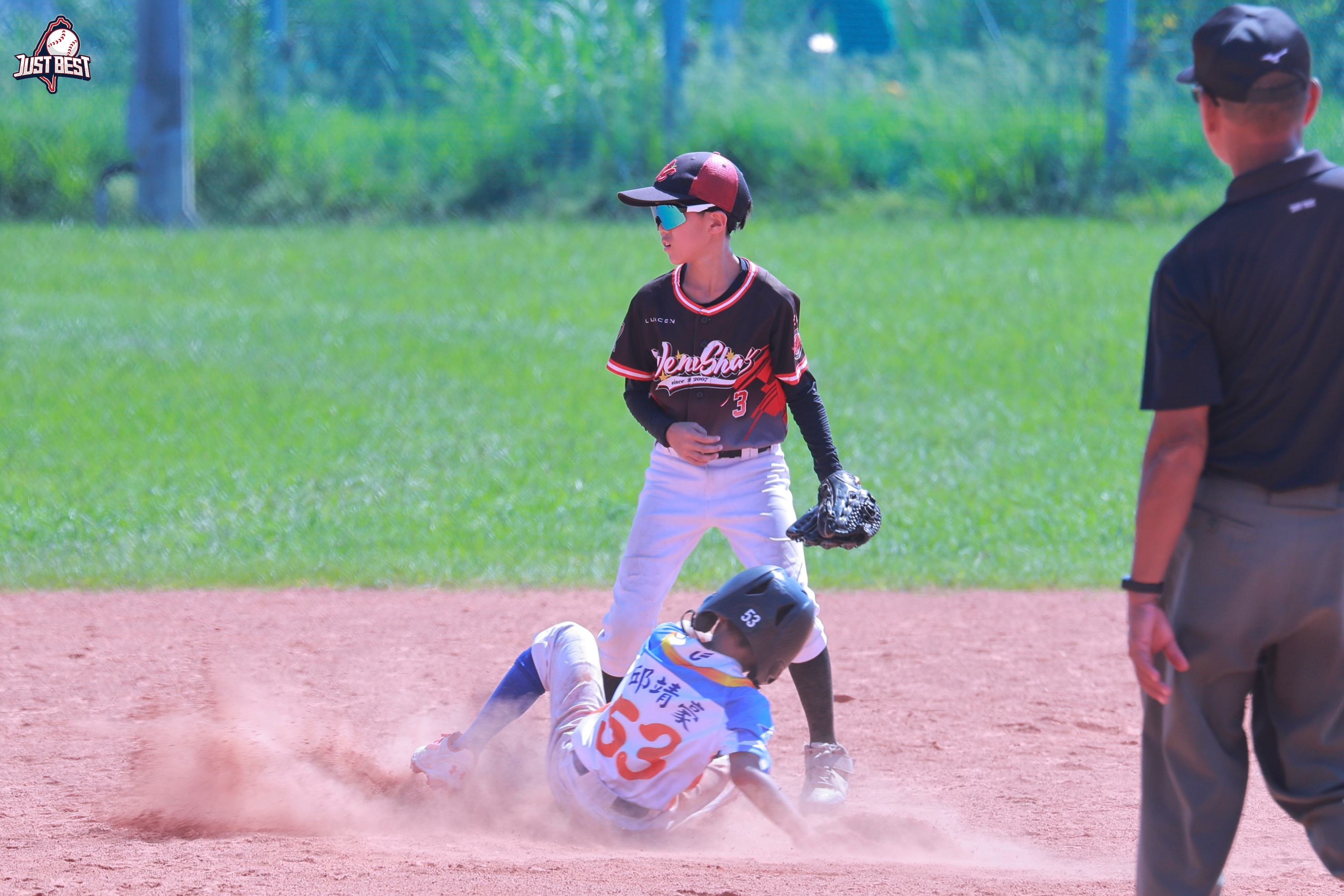 臺北就是棒》U12小聯盟文山黑衫軍先完封藍色閃電 再逆轉勝日僑雷公奪二連勝