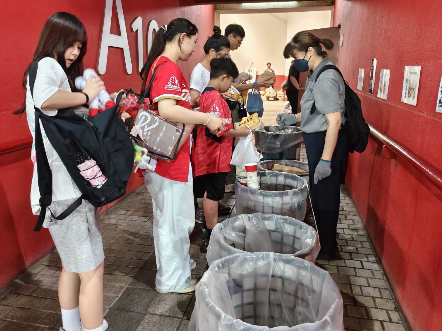 味全龍》天母主場設置環保教育站！打造職棒綠色典範  主場每年減碳74噸