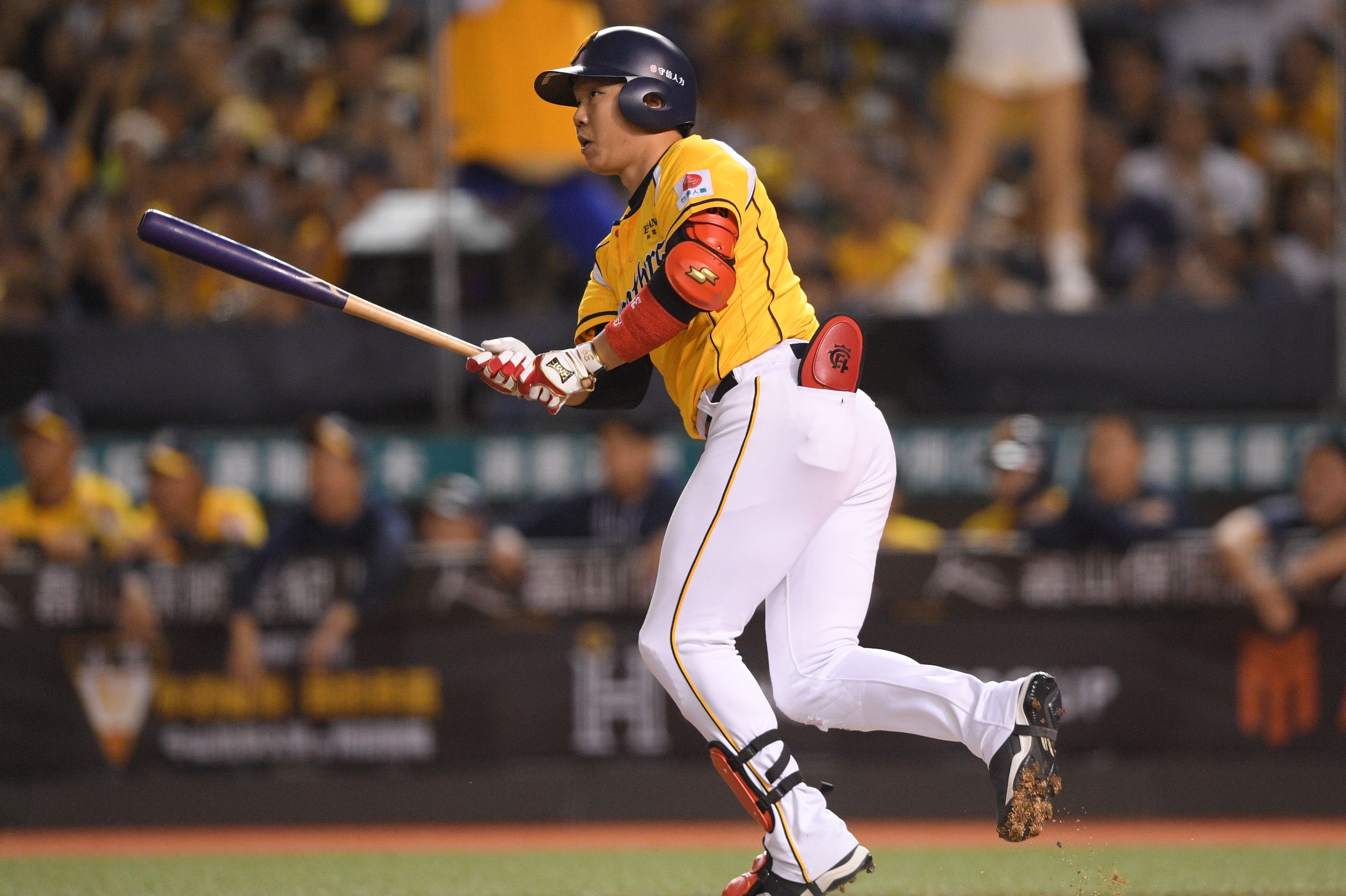 台灣大賽》詹子賢父喪後感動出賽！　獲得全場球迷熱烈掌聲