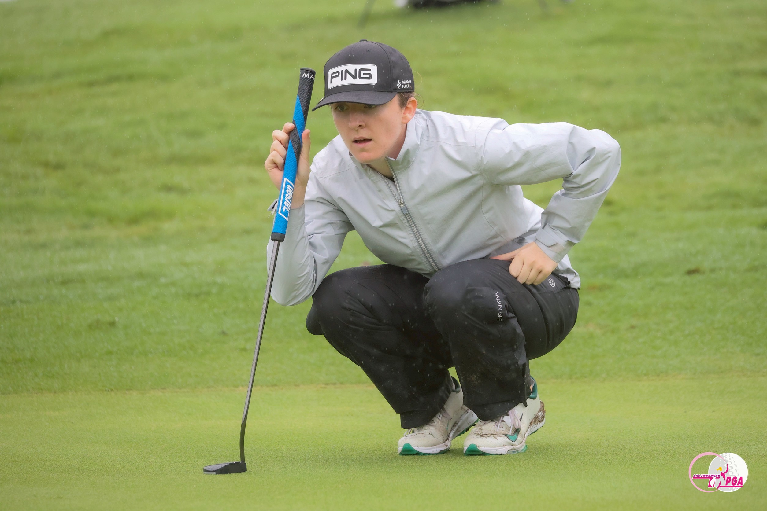 高爾夫》緯創女子公開賽首回合　雨神攪局賽事中止