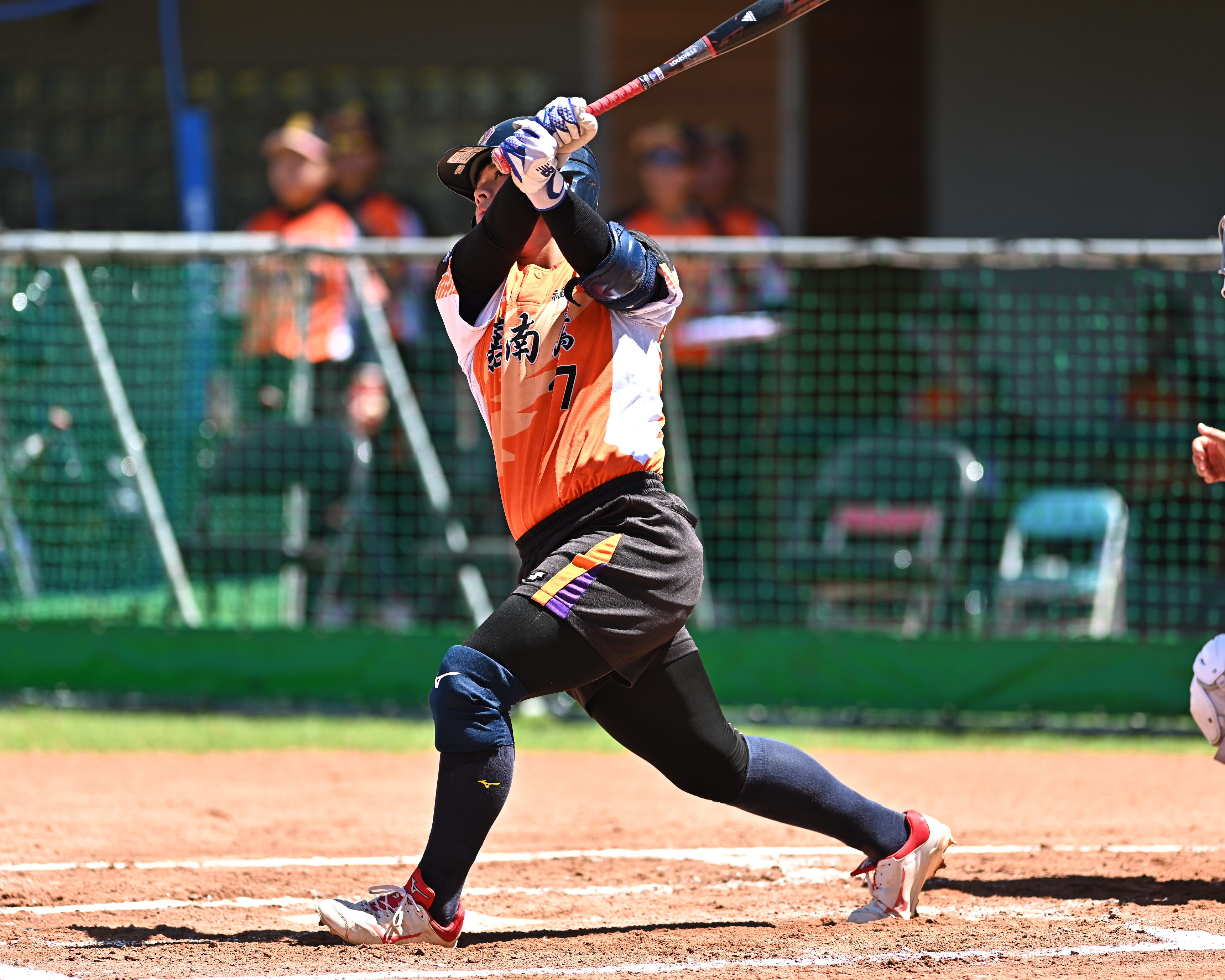 企壘冠軍戰》嘉南鷹三砲齊響火力全開　柯夏愛無四死完封黃蜂助隊超前