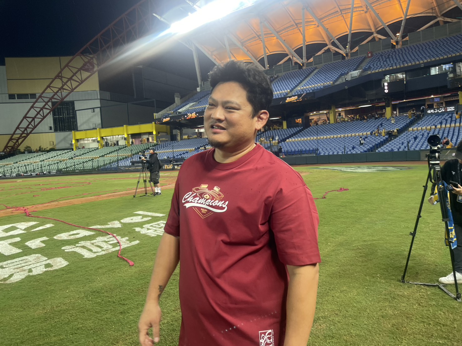 台灣大賽》樂天桃猿「下剋上」封王！　沈鈺傑喜極而泣