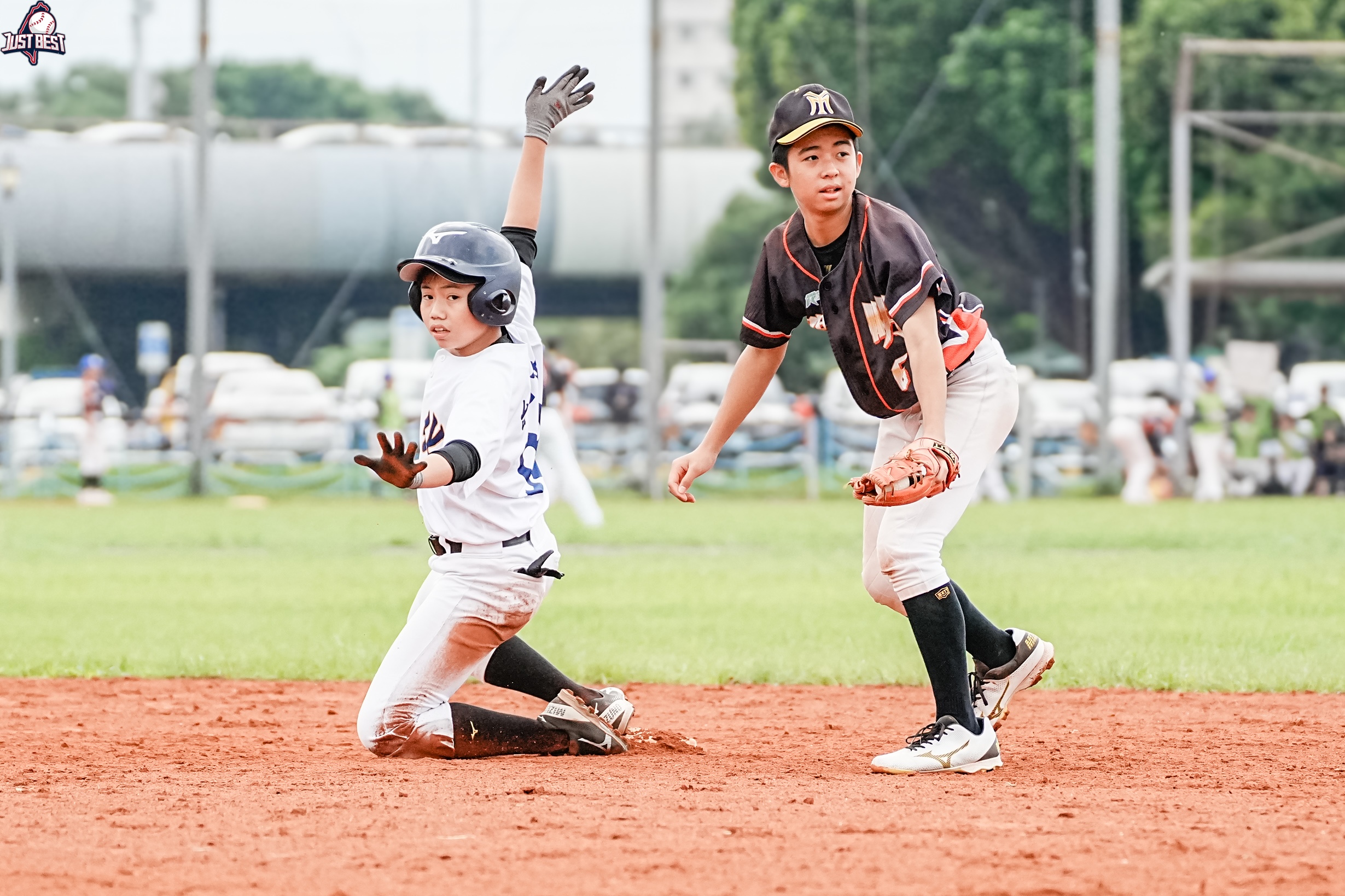 臺北就是棒》強投豪打完封對手 敦化國中強勢登上龍頭寶座