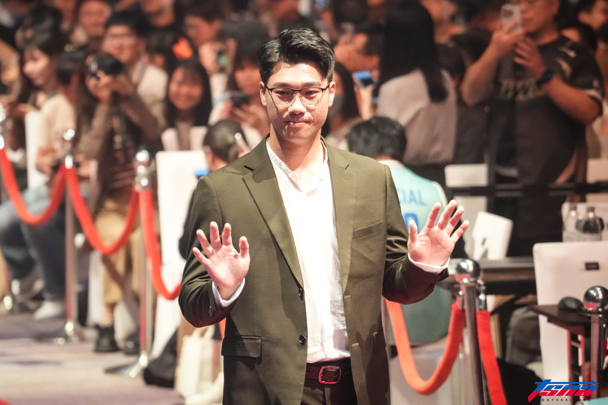 中職》李振昌化身型男領東山再起獎！　從車禍大傷回到球場不容易