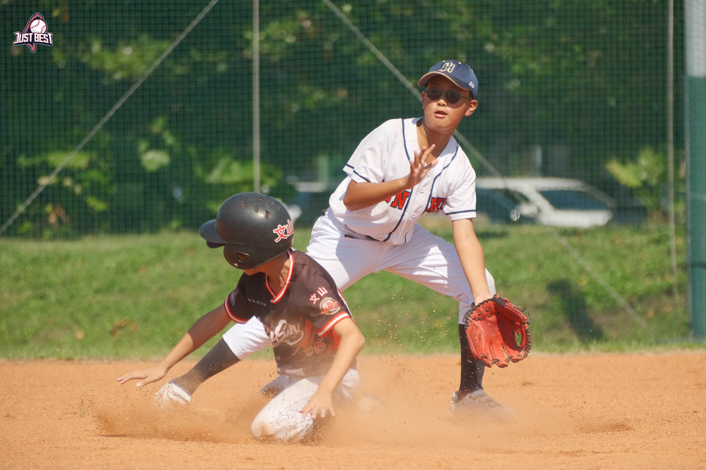 臺北就是棒》KGB龍強力打線銳不可擋 文山黑衫軍奪一勝一敗穩居龍頭