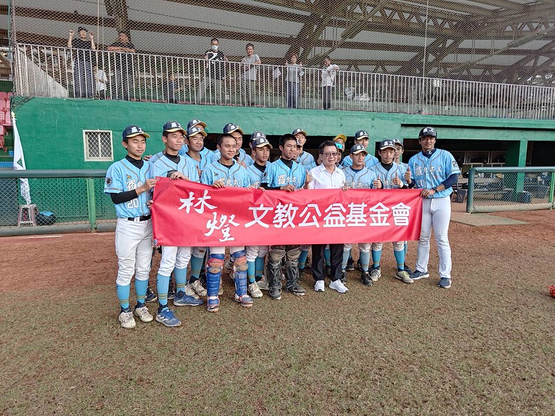 中信盃黑豹旗》羅東高工成軍6年就產出2名職棒選手　首闖16強拉紅布條大感謝贊助單位