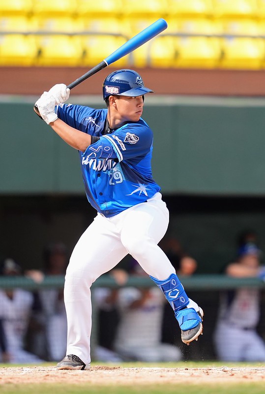 冬盟》王念好中外野深遠二壘打建功　中職球隊史上首度完封日本社會人