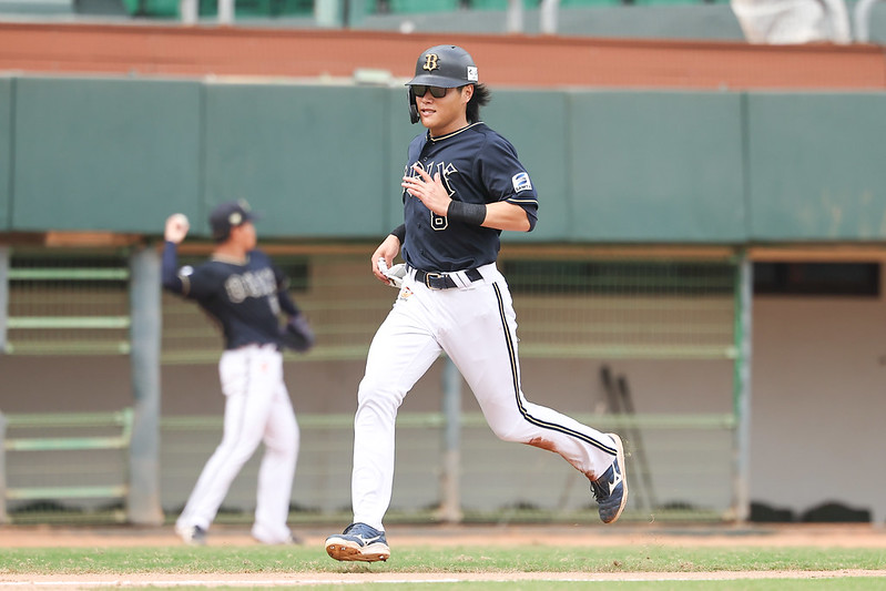 冬盟》罕見判決！安打球從二壘繞回本壘　促請裁決三壘出局但又判回來