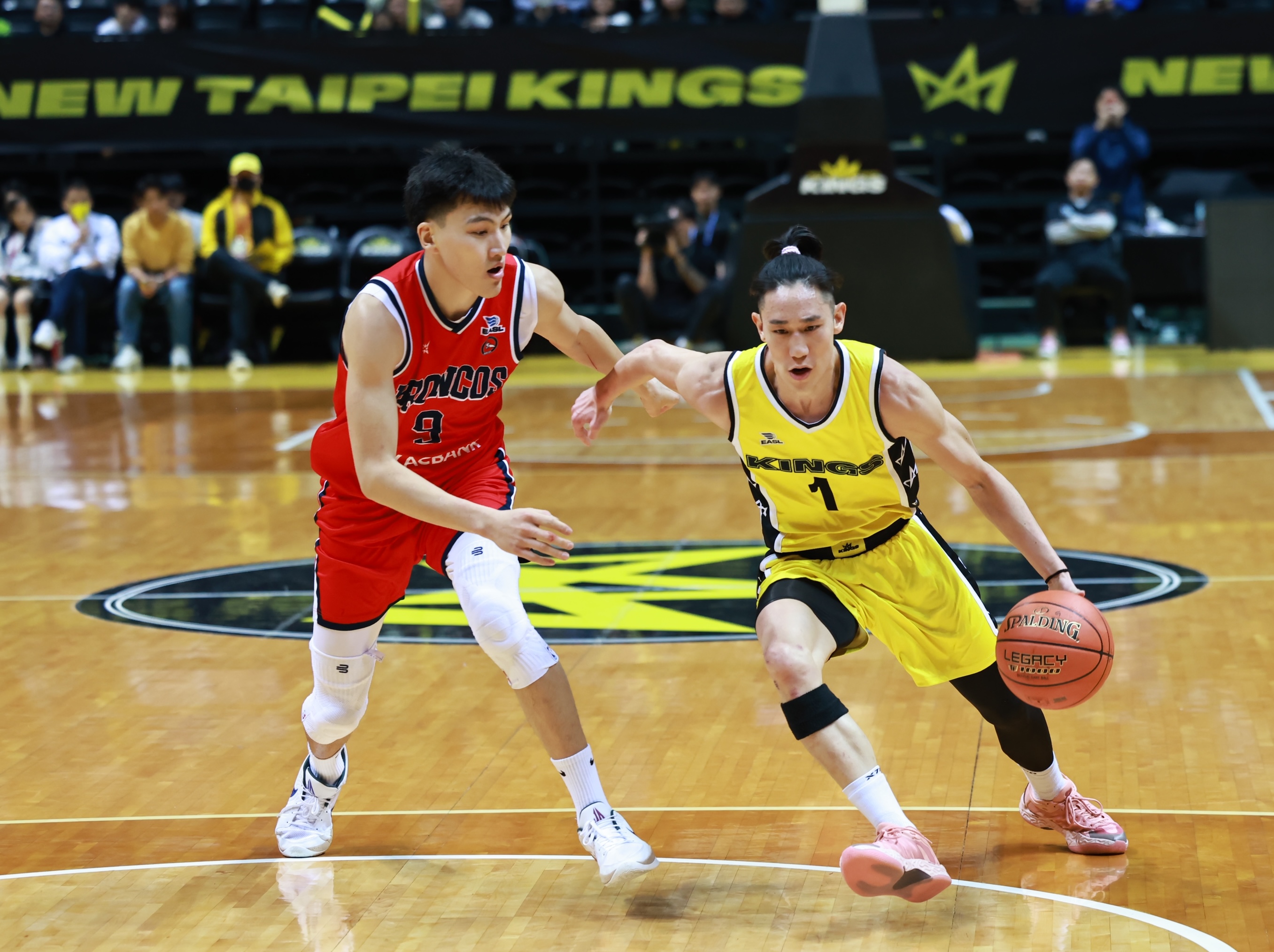 東超》新北國王桑尼左膝受傷　前往醫院進一步檢查