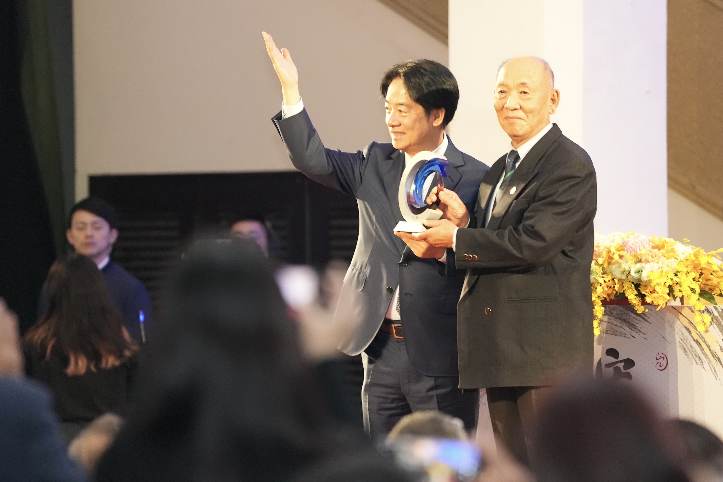 宏道獎》總統：李洋放棄數千萬代言費用來當部長，更是不容易