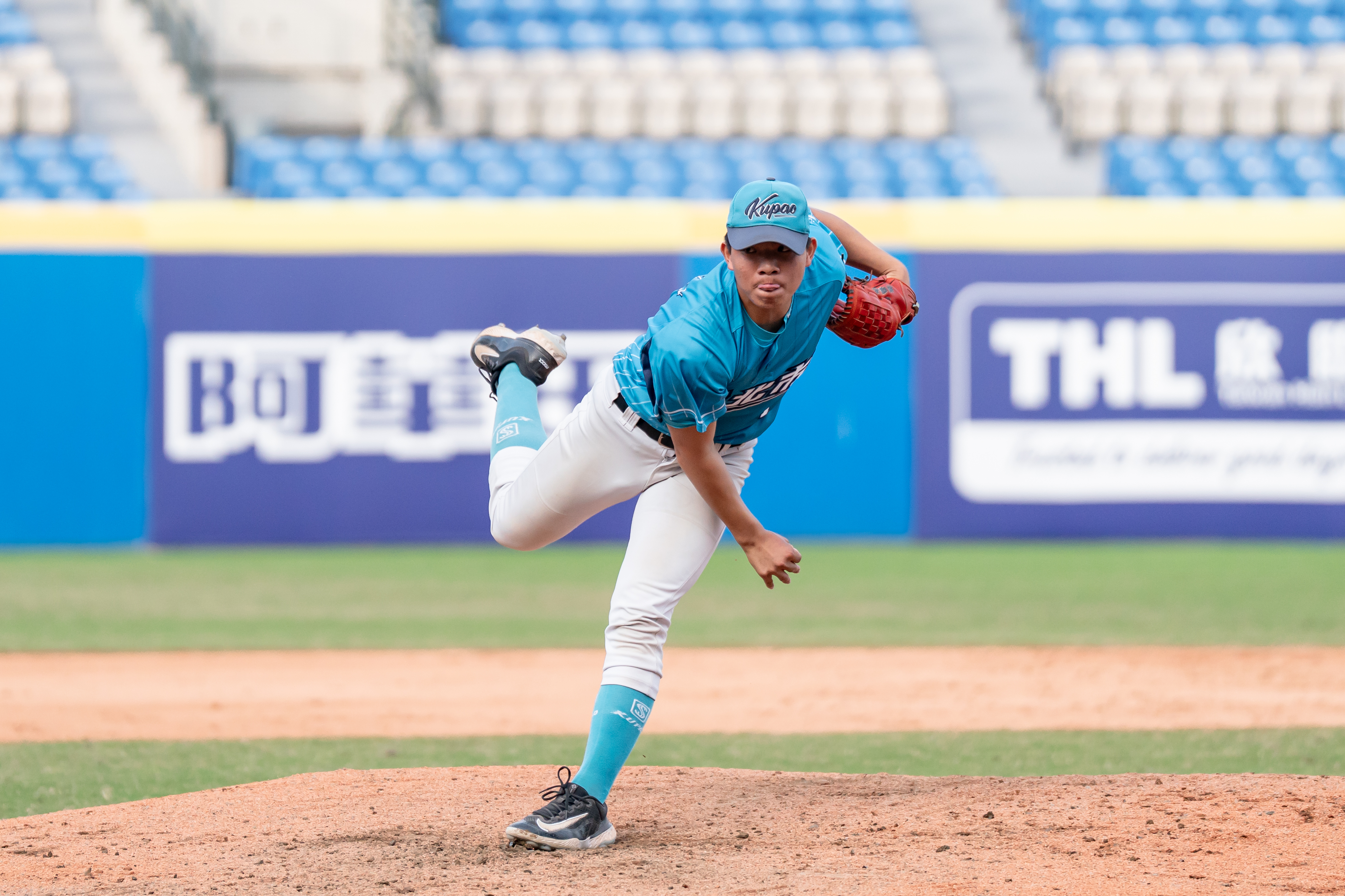 新北富邦U18》新北藍豪華投手群「火力展示」！　楊曜丞狂飆生涯最速152公里