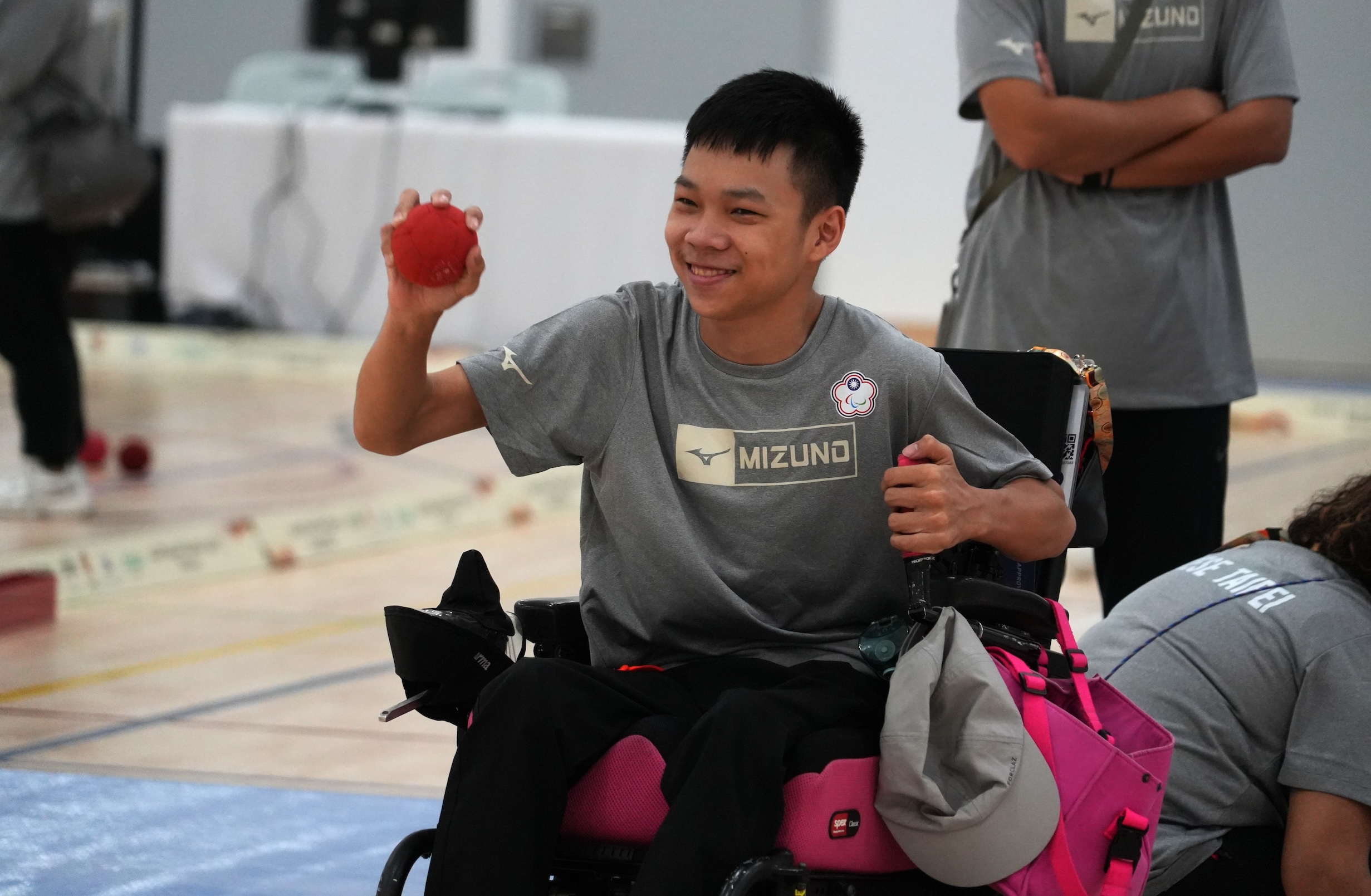 亞帕青運》塗煜鈞罹患罕見疾病　笑說地板滾球「不用曬太陽、還能吹冷氣」