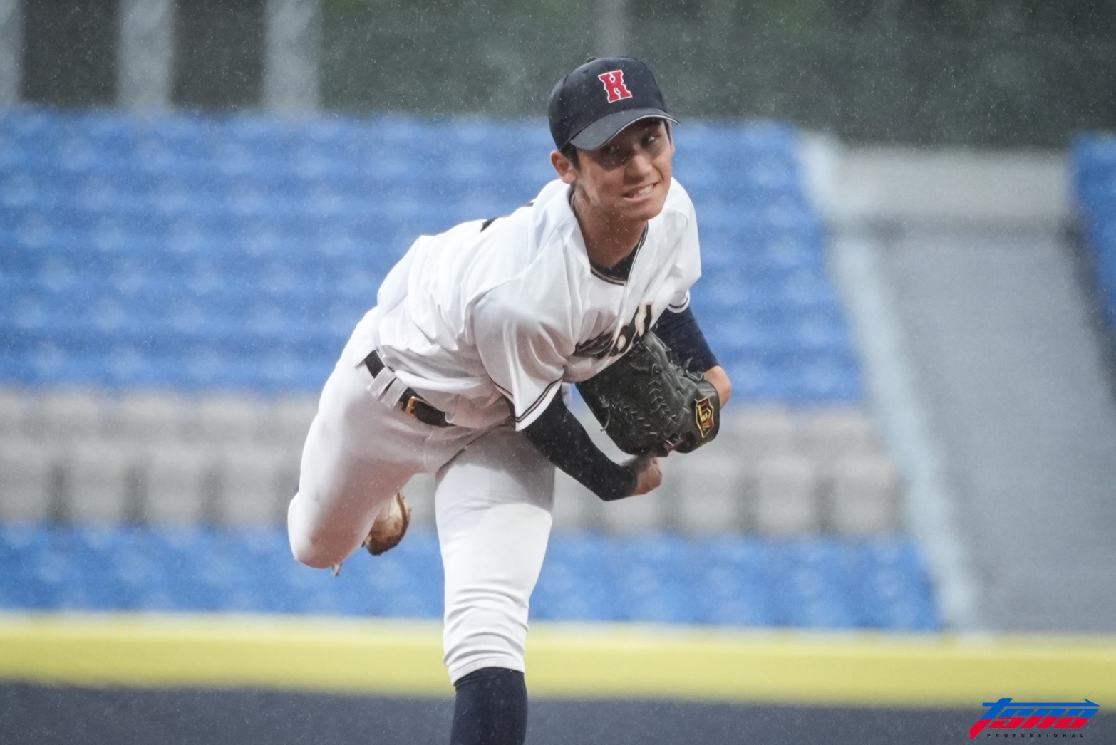 中信盃台日高中棒球對抗賽》吃了10幾個小籠包！　新垣有絃對台灣印象最深是紅綠燈　