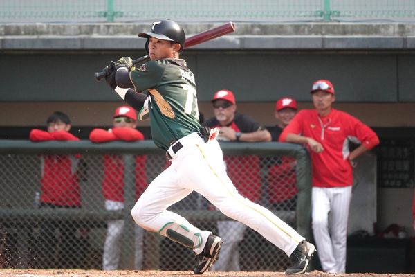 台鋼雄鷹》球團證實　葉詠捷、洪瑋漢轉任球探